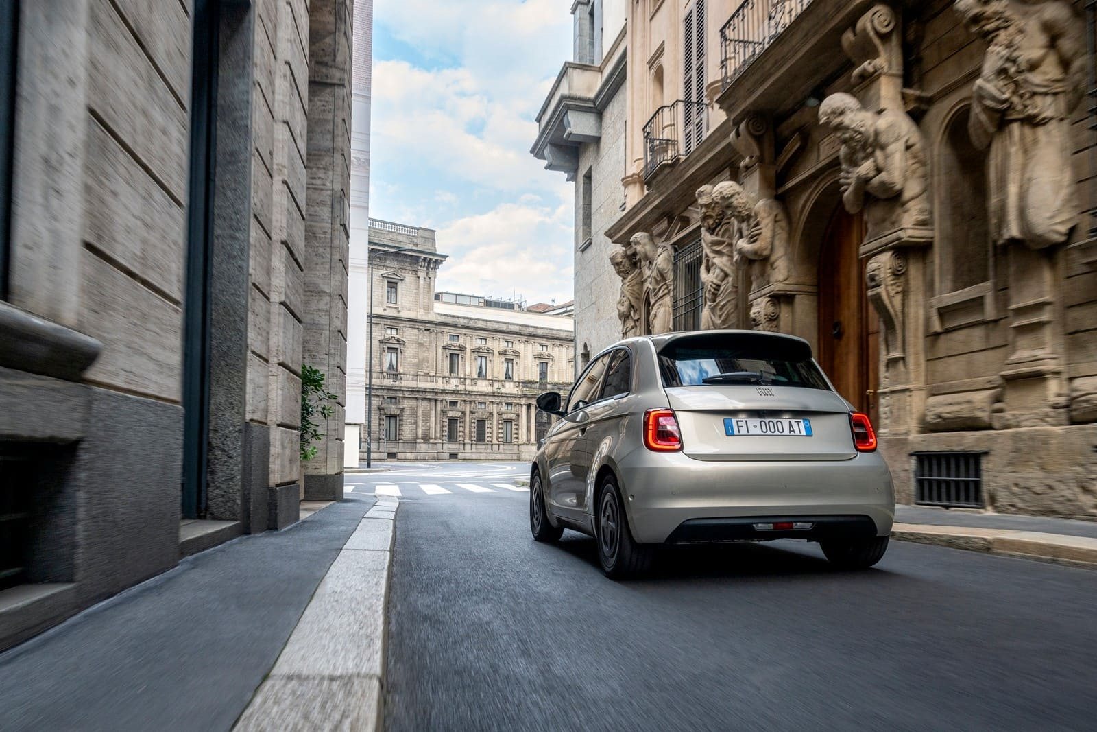 FIAT 500e GIORGIO ARMANI COLLECTOR’S EDITION, foto 28