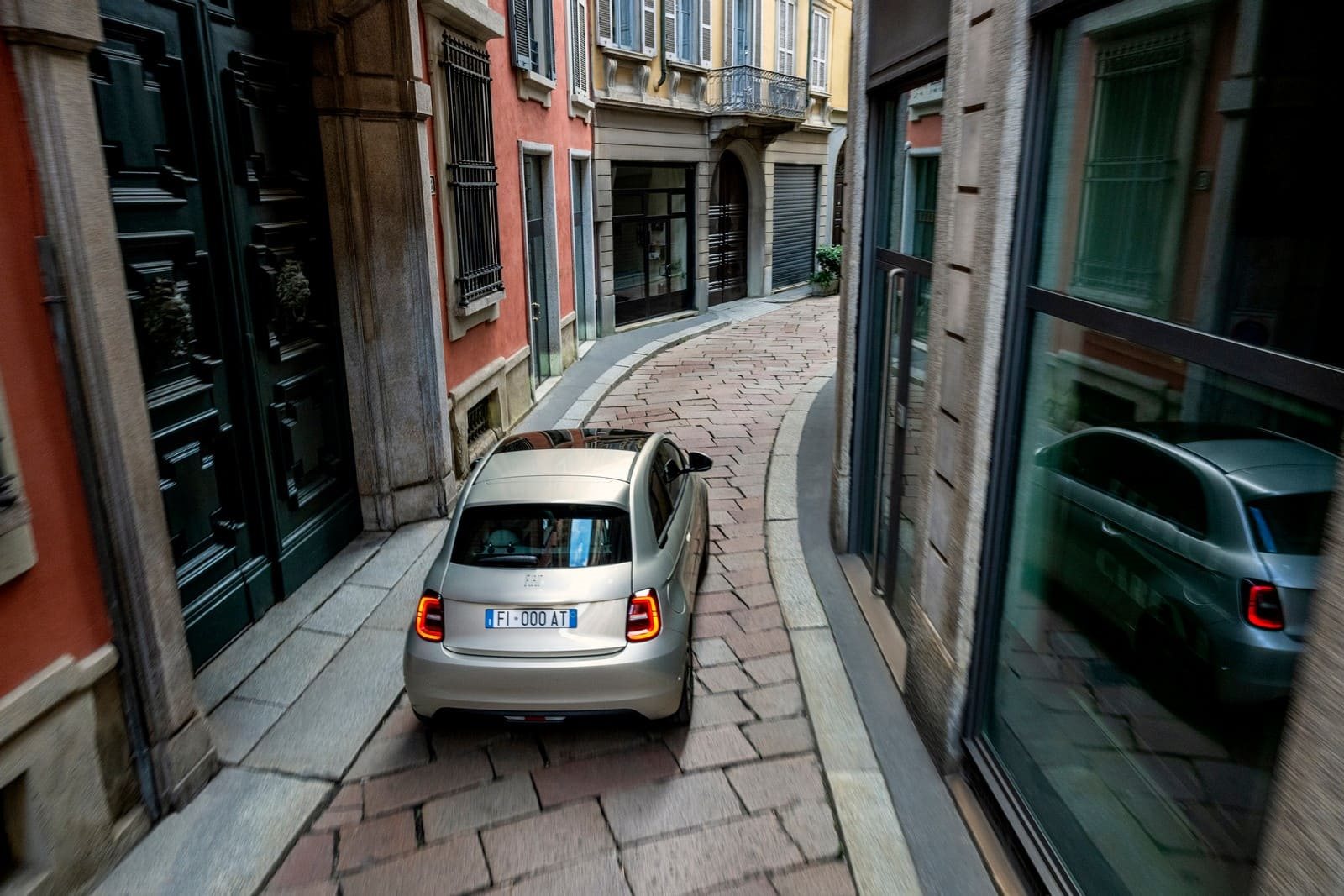 FIAT 500e GIORGIO ARMANI COLLECTOR’S EDITION, foto 30