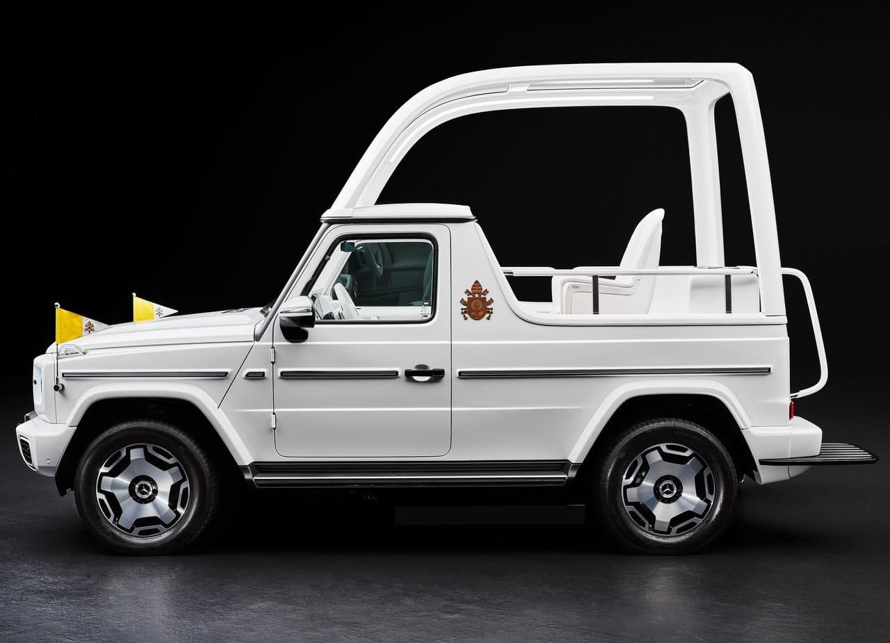 2025 - MERCEDES-BENZ G 580 EQ POPEMOBILE, foto 4