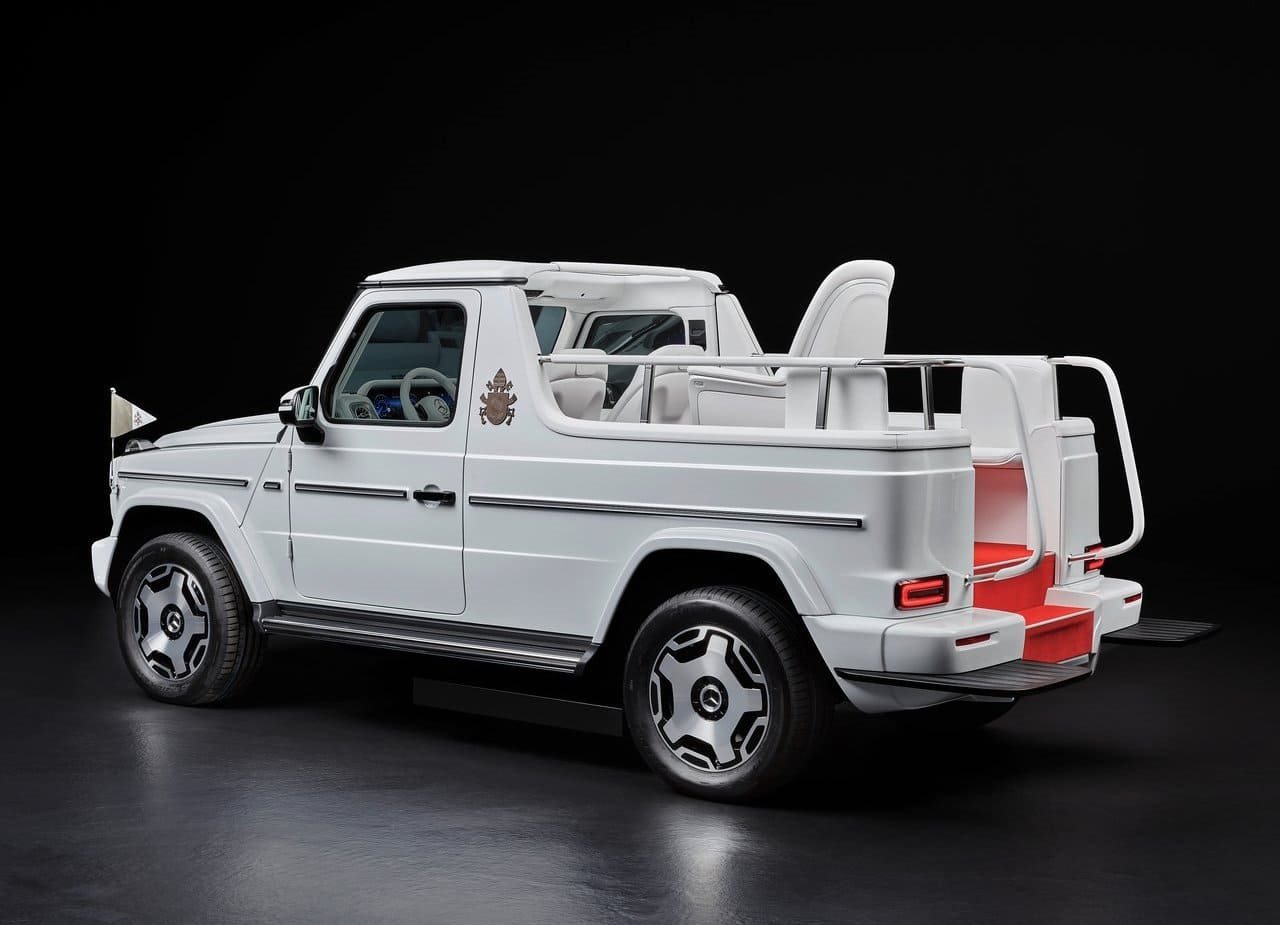 2025 - MERCEDES-BENZ G 580 EQ POPEMOBILE, foto 7