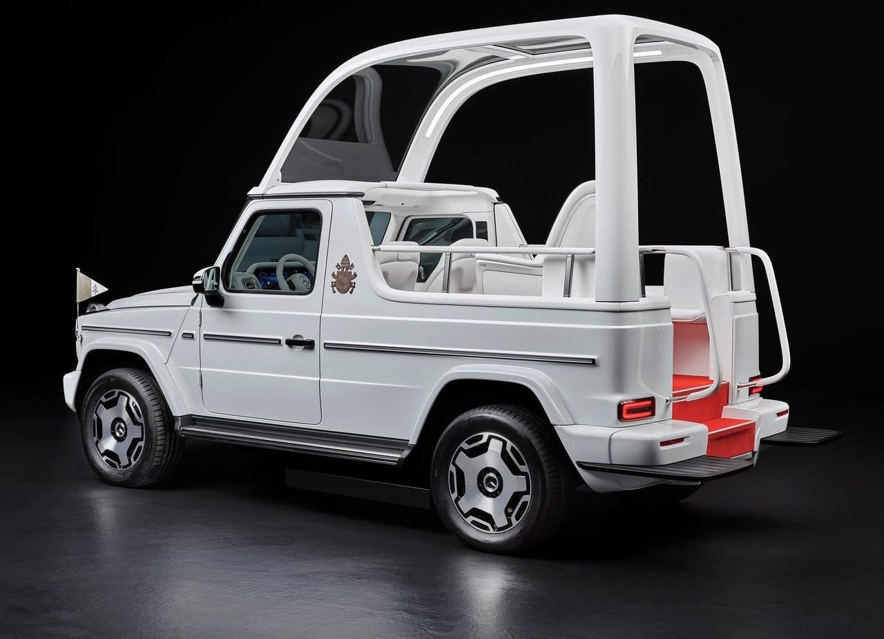 2025 - MERCEDES-BENZ G 580 EQ POPEMOBILE, foto 8