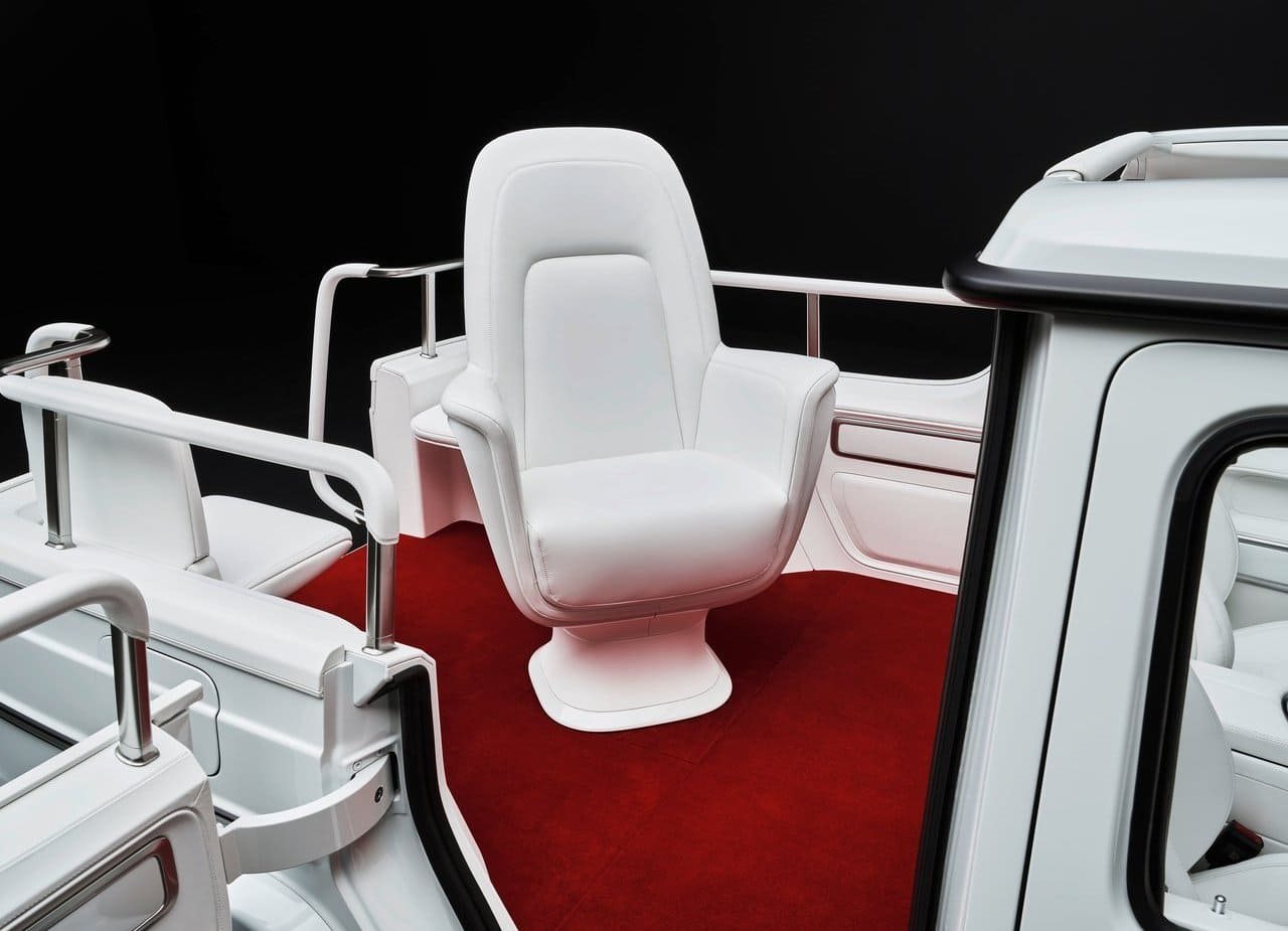 2025 - MERCEDES-BENZ G 580 EQ POPEMOBILE, foto 11