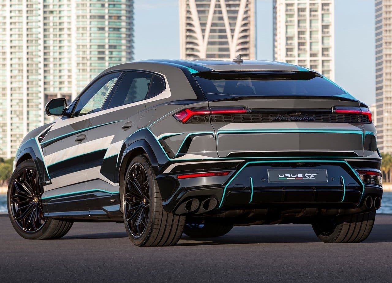 LAMBORGHINI URUS SE MIAMI ART BASEL, foto 14