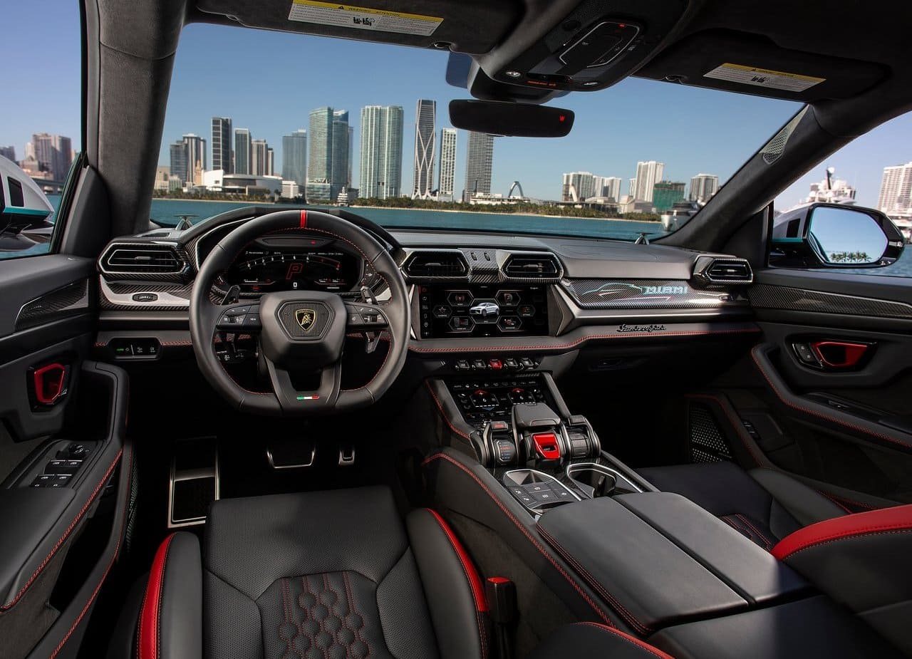 LAMBORGHINI URUS SE MIAMI ART BASEL, foto 23
