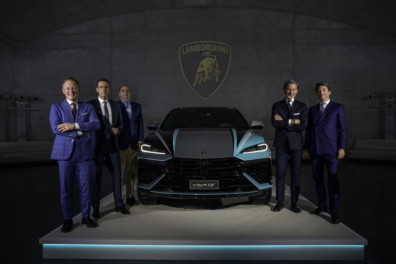 LAMBORGHINI URUS SE MIAMI ART BASEL, foto 32