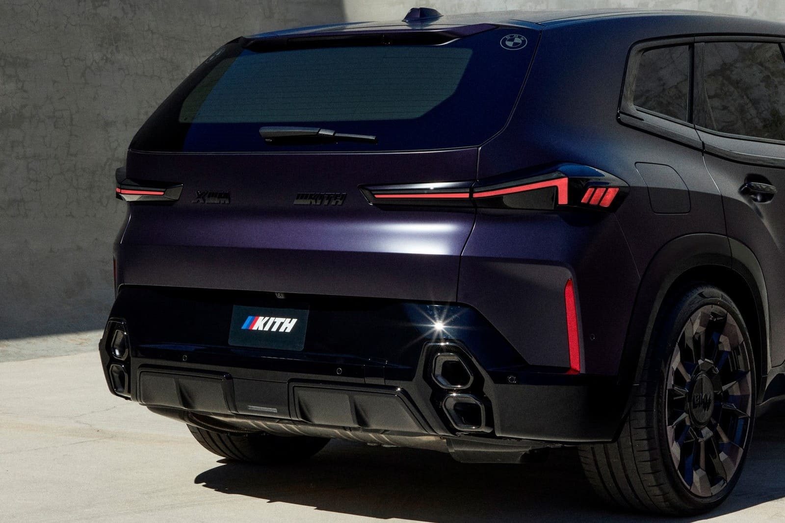 2025 - BMW XM KITH CONCEPT, foto 3