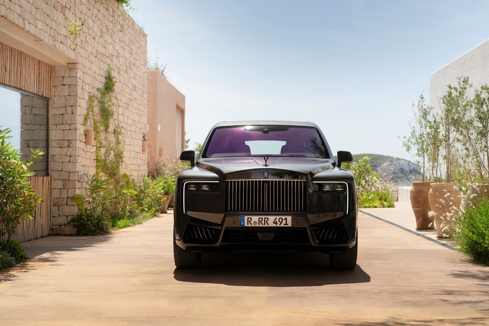 2025 - ROLLS-ROYCE CULLINAN SERIES II BLACK BADGE ‘CAPTAIN’ IN GUNMETAL, foto 4