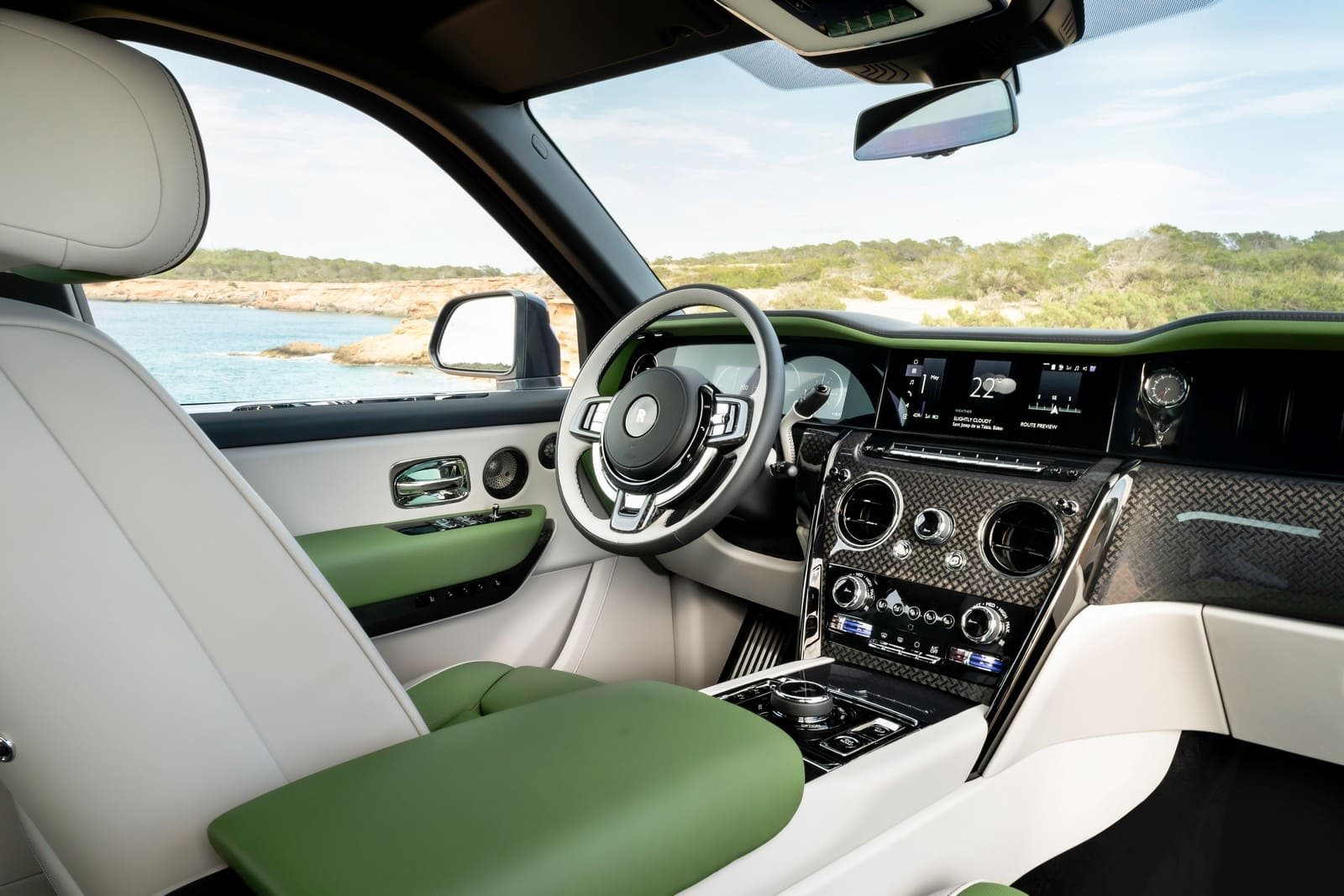 2025 - ROLLS-ROYCE CULLINAN SERIES II BLACK BADGE ‘CAPTAIN’ IN GUNMETAL, foto 7