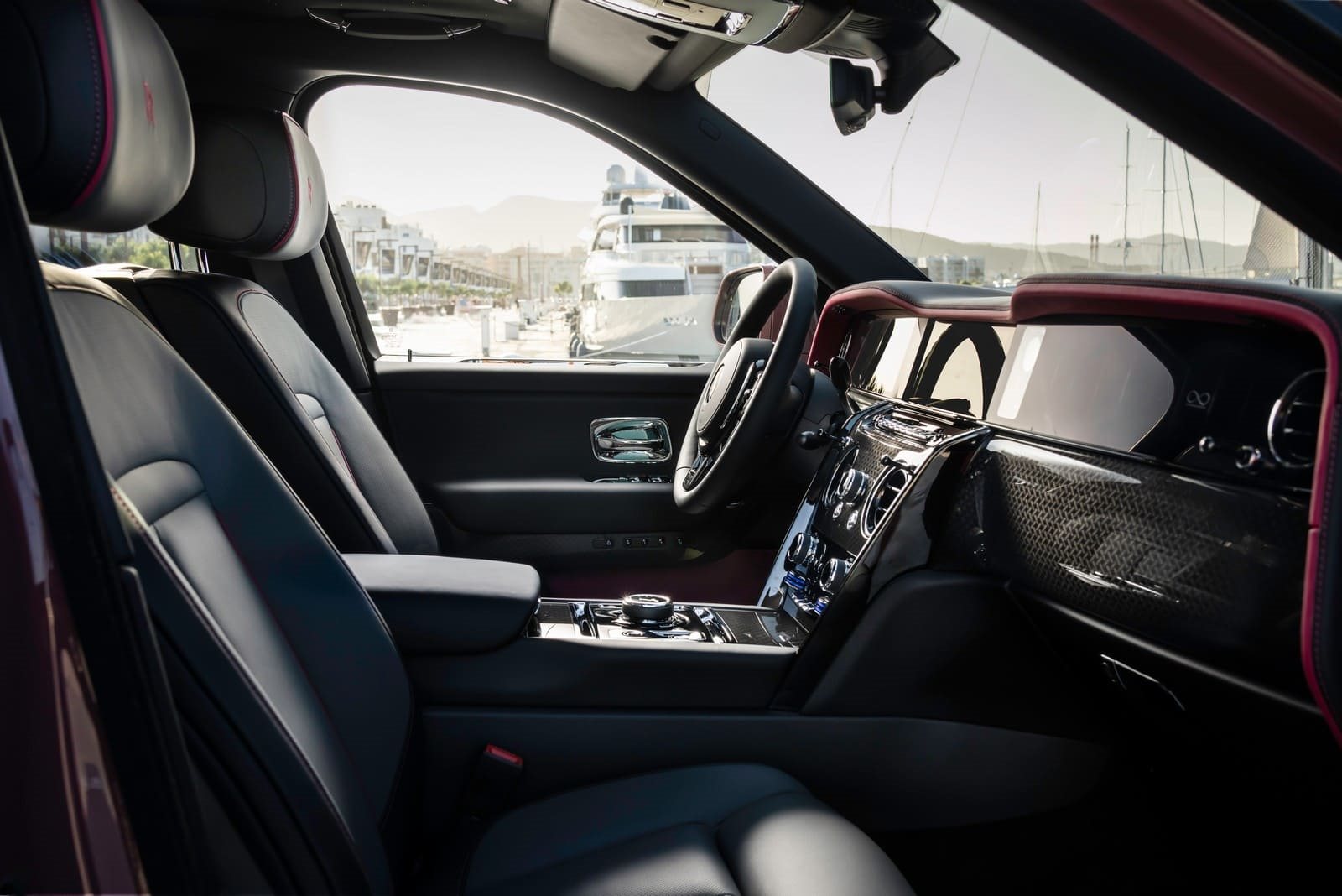 2025 - ROLLS-ROYCE CULLINAN SERIES II BLACK BADGE ‘DISRUPTOR’ IN MORGANITE, foto 11