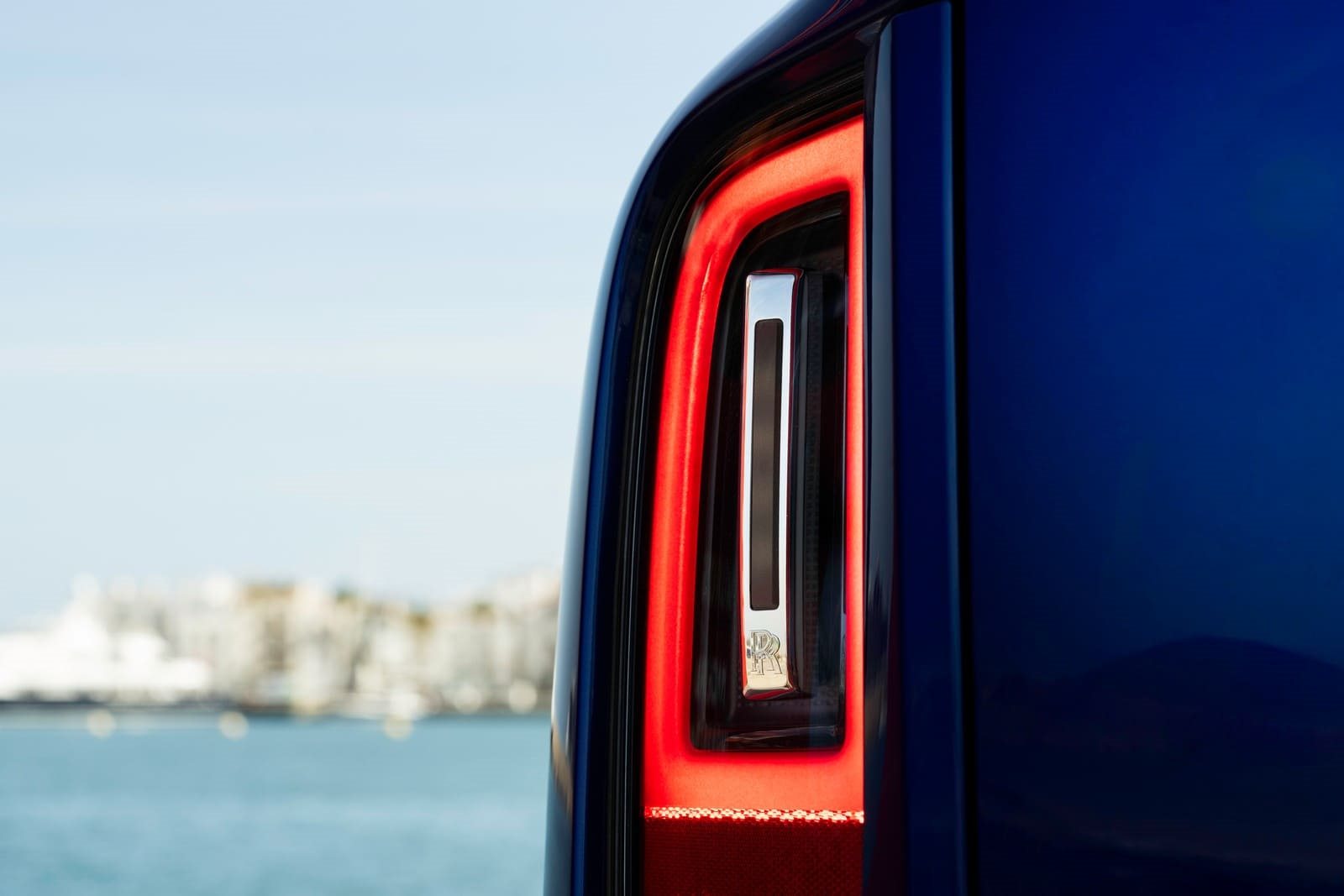 2025 - ROLLS-ROYCE CULLINAN SERIES II BLACK BADGE ‘PIONEER’ IN SALAMANCA BLUE, foto 8