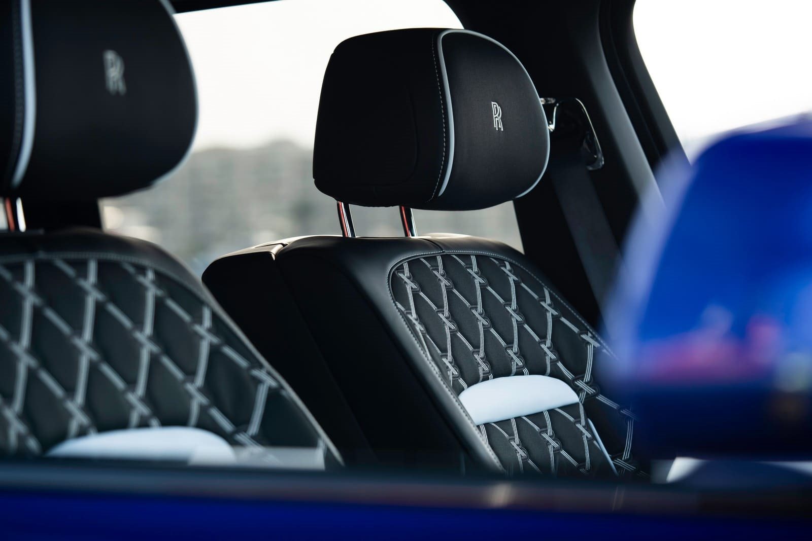 2025 - ROLLS-ROYCE CULLINAN SERIES II BLACK BADGE ‘PIONEER’ IN SALAMANCA BLUE, foto 13