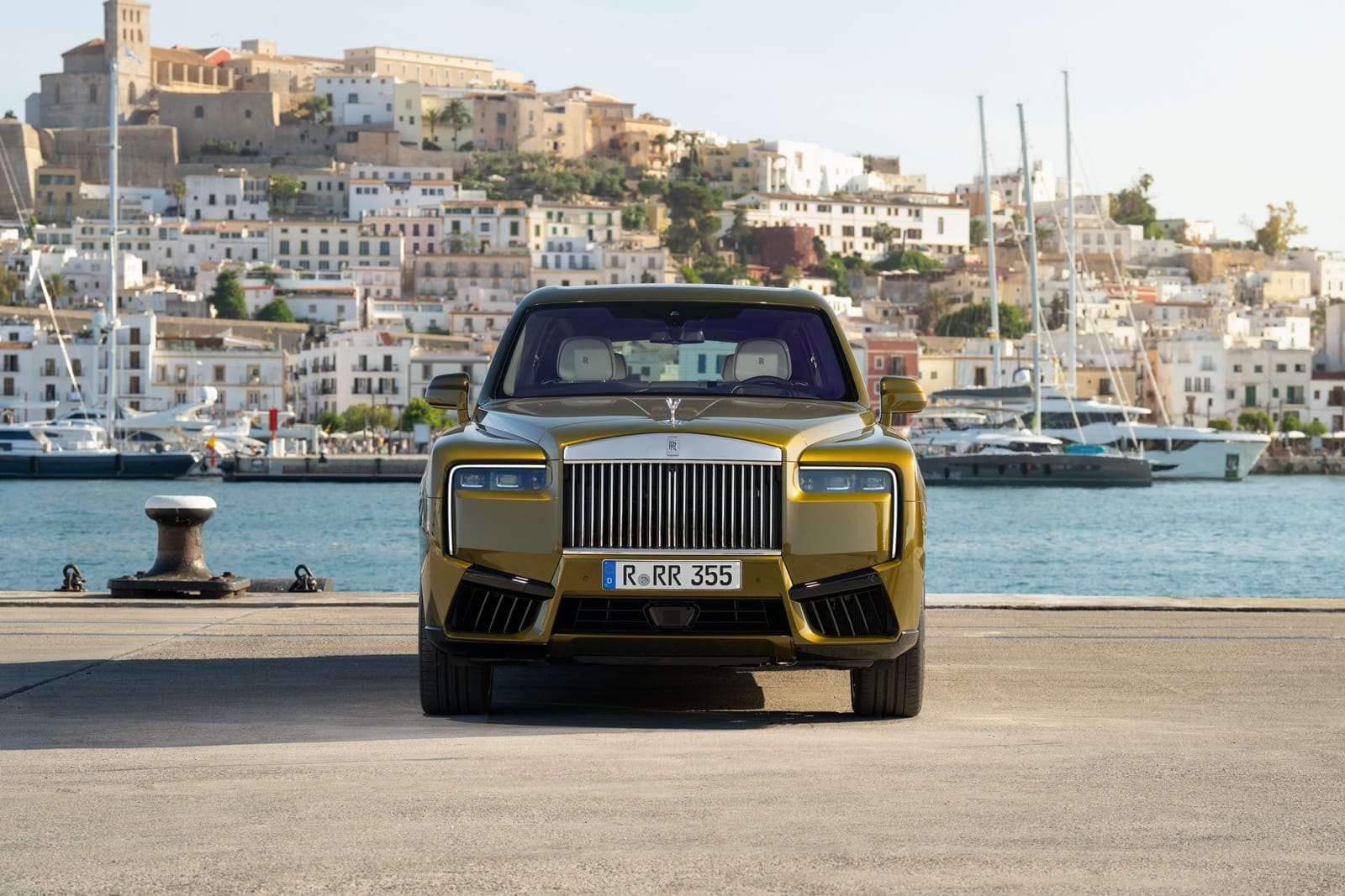 2025 - ROLLS-ROYCE CULLINAN SERIES II ‘DISRUPTOR’ IN CHARTEUSE, foto 4