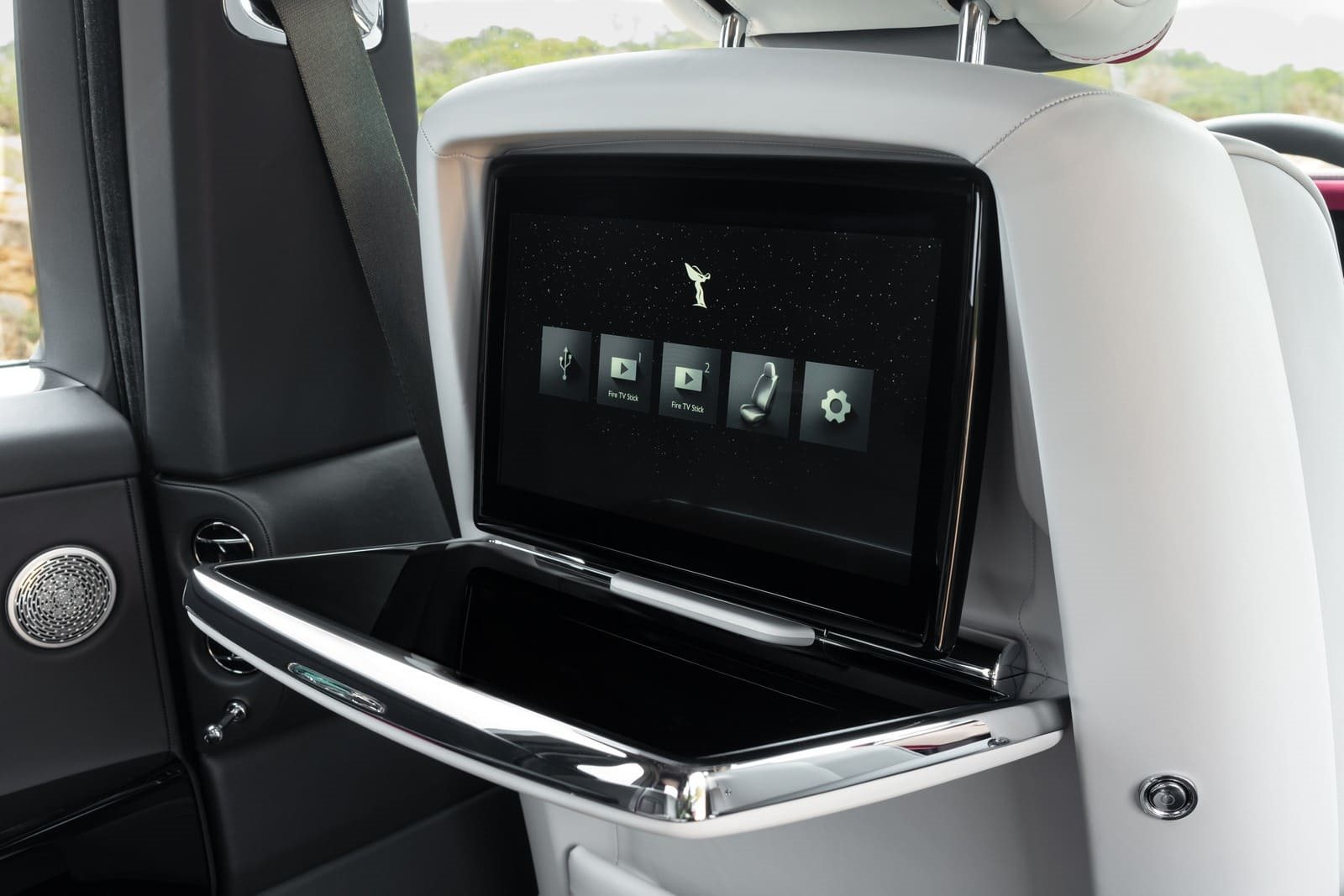 2025 - ROLLS-ROYCE CULLINAN SERIES II ‘PROTAGONIST’ IN SCALA RED, foto 7