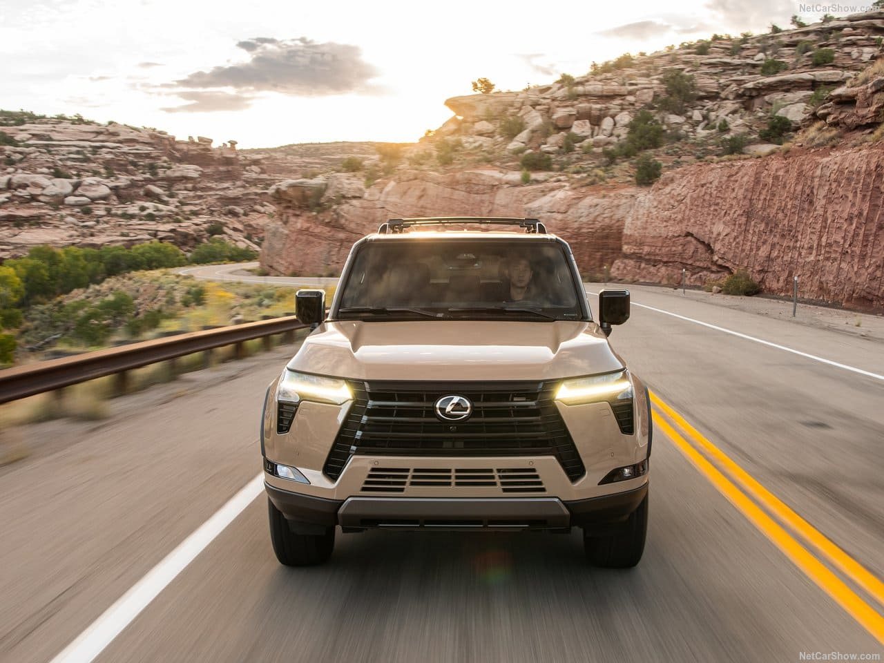 LEXUS GX, foto 100