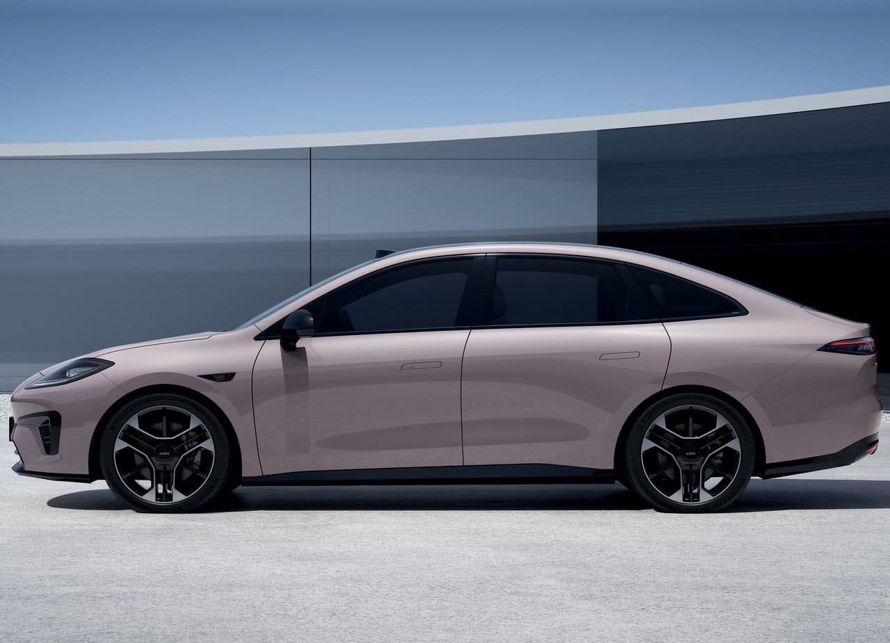 2026 - GAC AION RT, foto 6