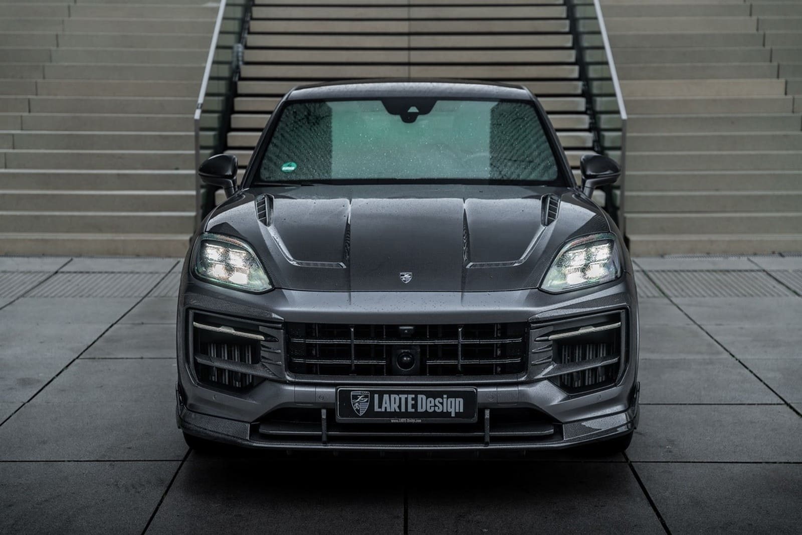 2025 - PORSCHE CAYENNE S COUPE BY LARTE DESIGN, foto 4