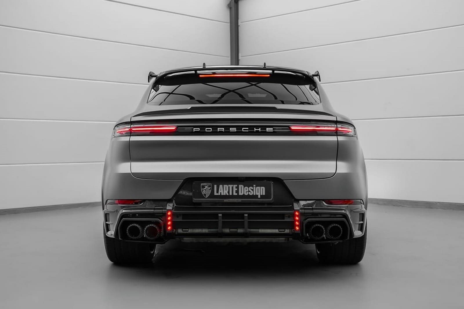 2025 - PORSCHE CAYENNE S COUPE BY LARTE DESIGN, foto 5