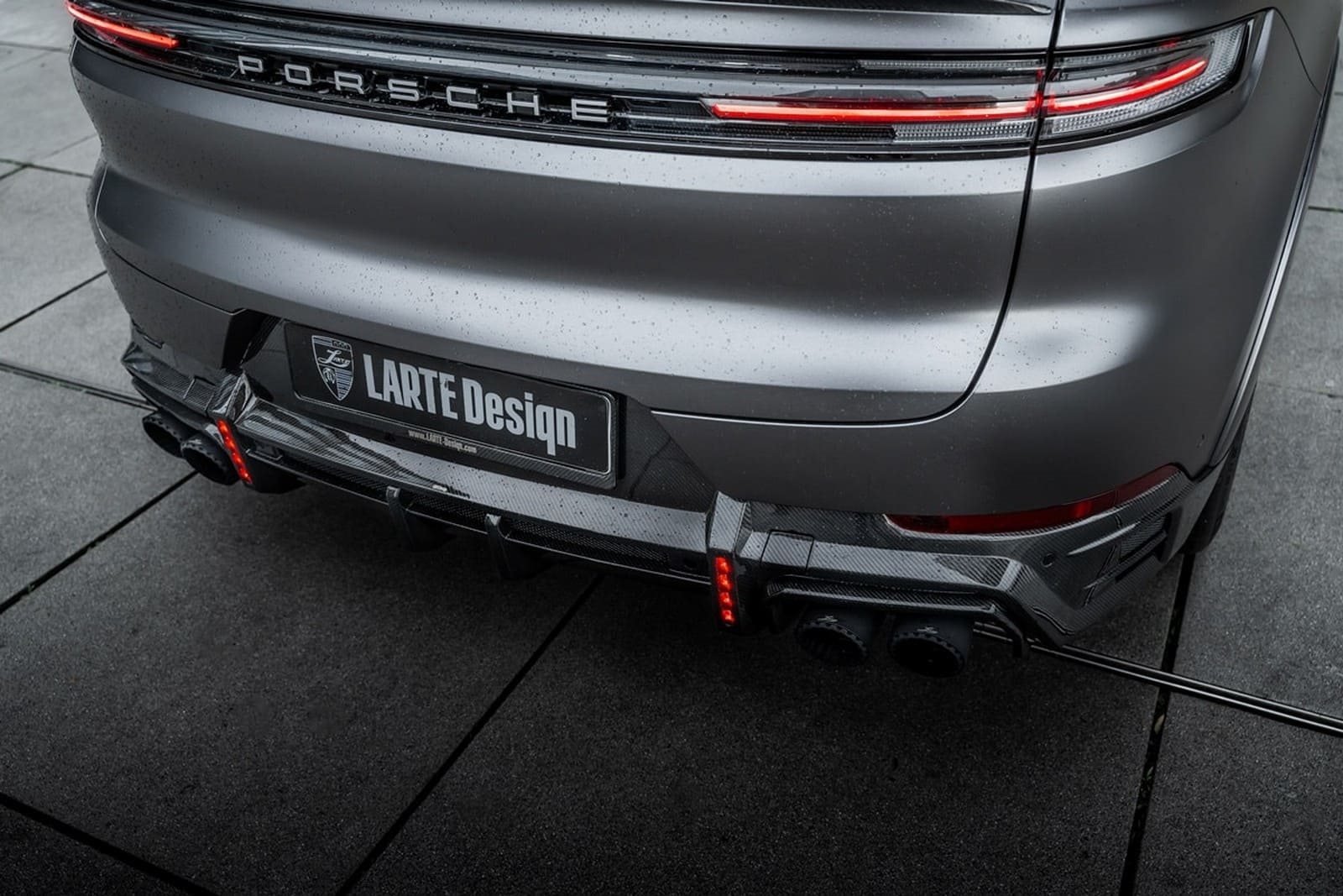 2025 - PORSCHE CAYENNE S COUPE BY LARTE DESIGN, foto 11