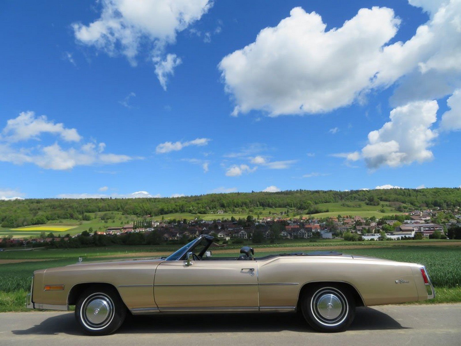 1976 - CADILLAC ELDORADO CONVERTIBLE FLORENTINE GOLD FIREMIST, foto 3