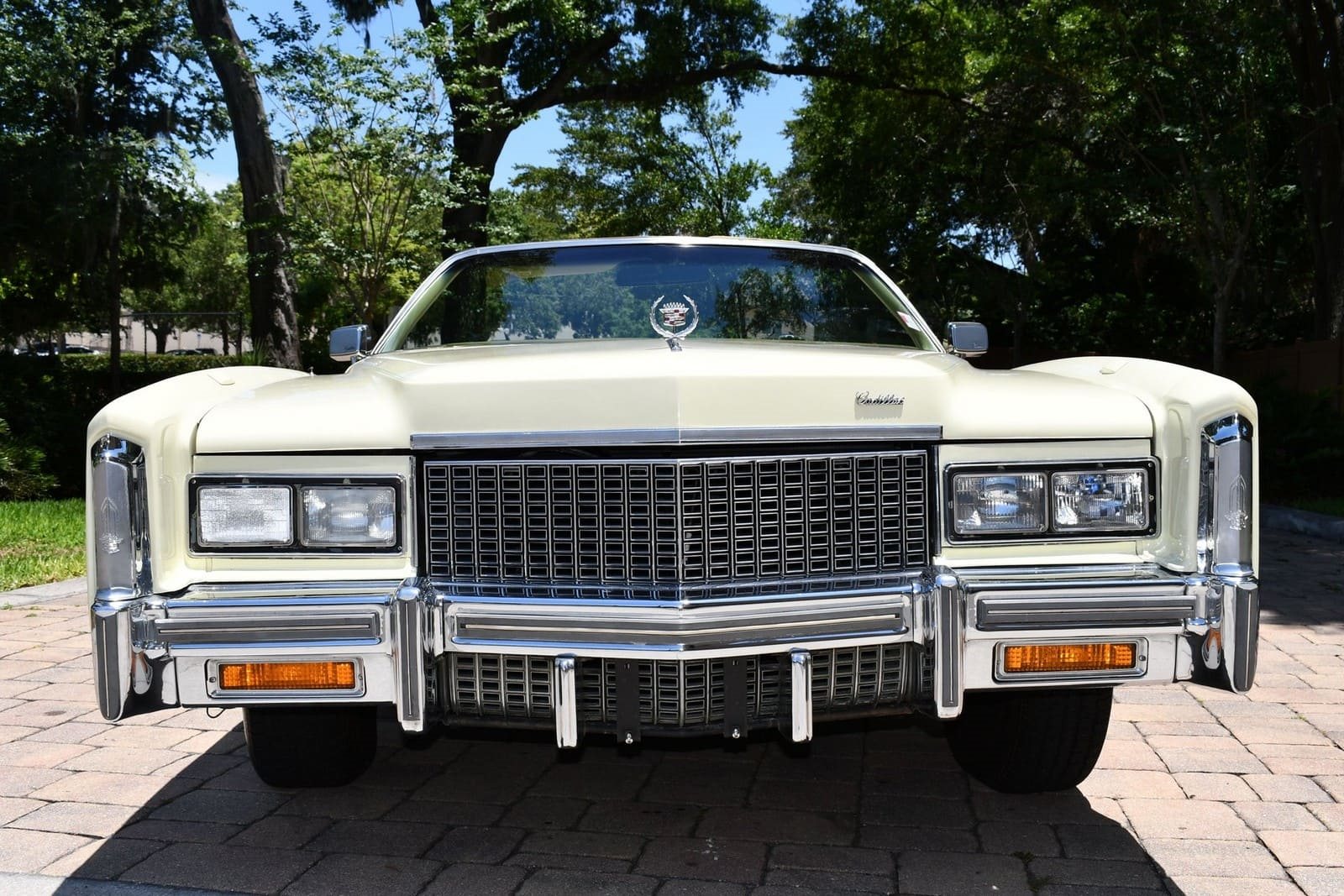 1976 - CADILLAC ELDORADO CONVERTIBLE PHOENICIAN IVORY, foto 7