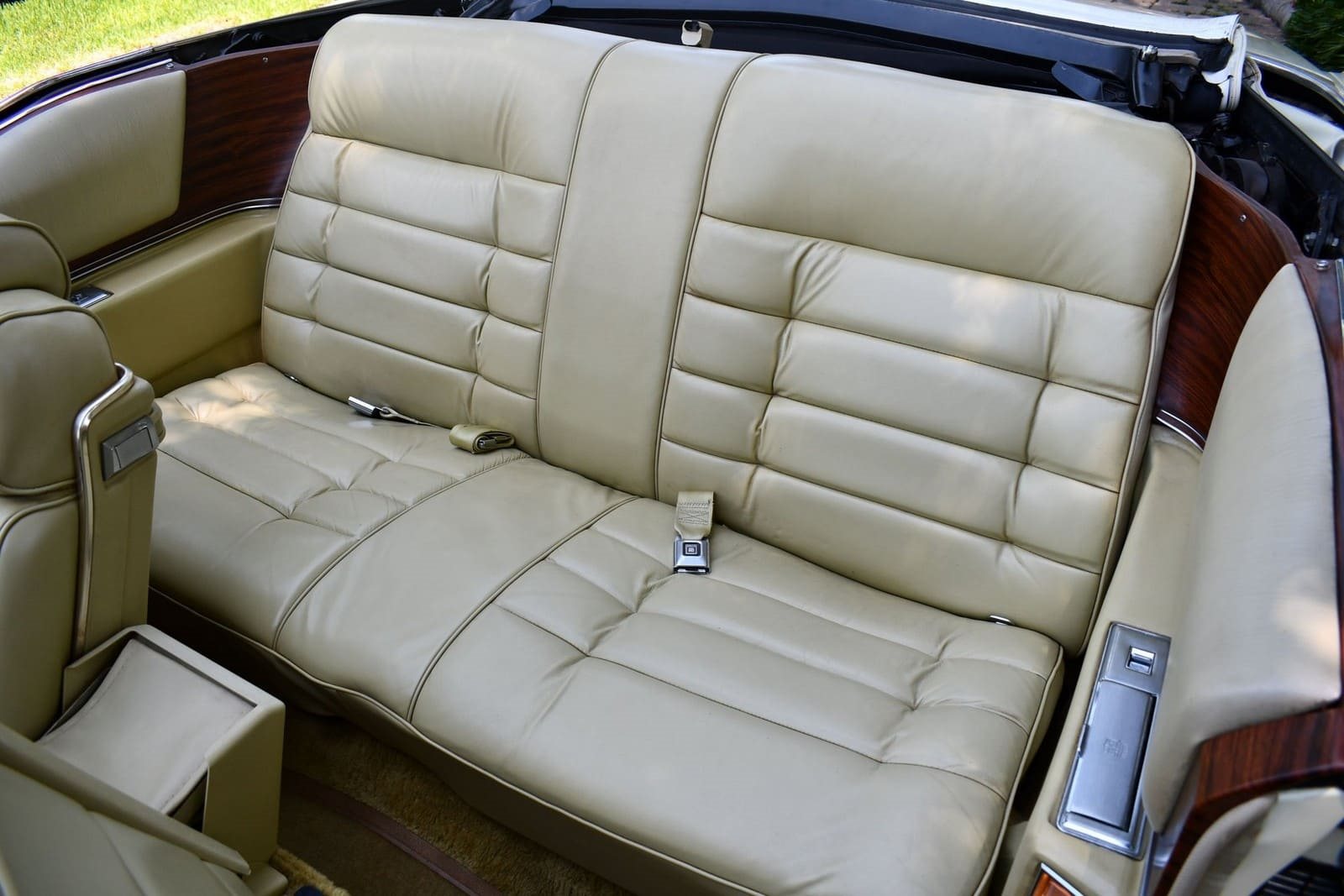 1976 - CADILLAC ELDORADO CONVERTIBLE PHOENICIAN IVORY, foto 15