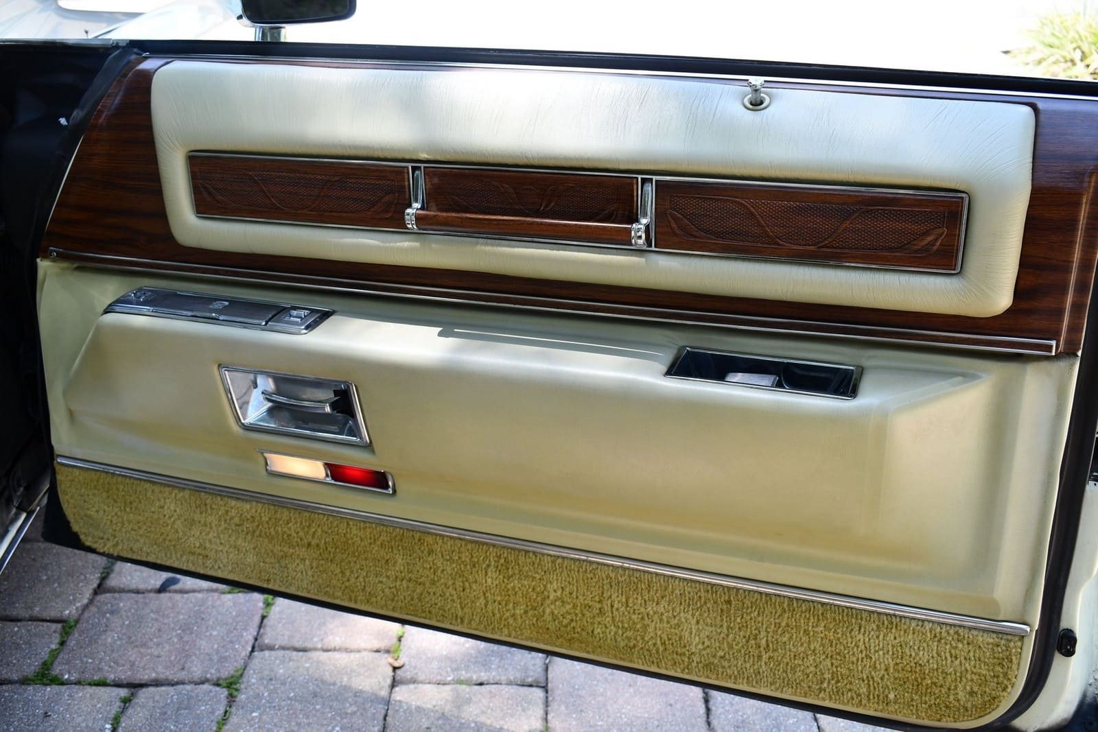 1976 - CADILLAC ELDORADO CONVERTIBLE PHOENICIAN IVORY, foto 33