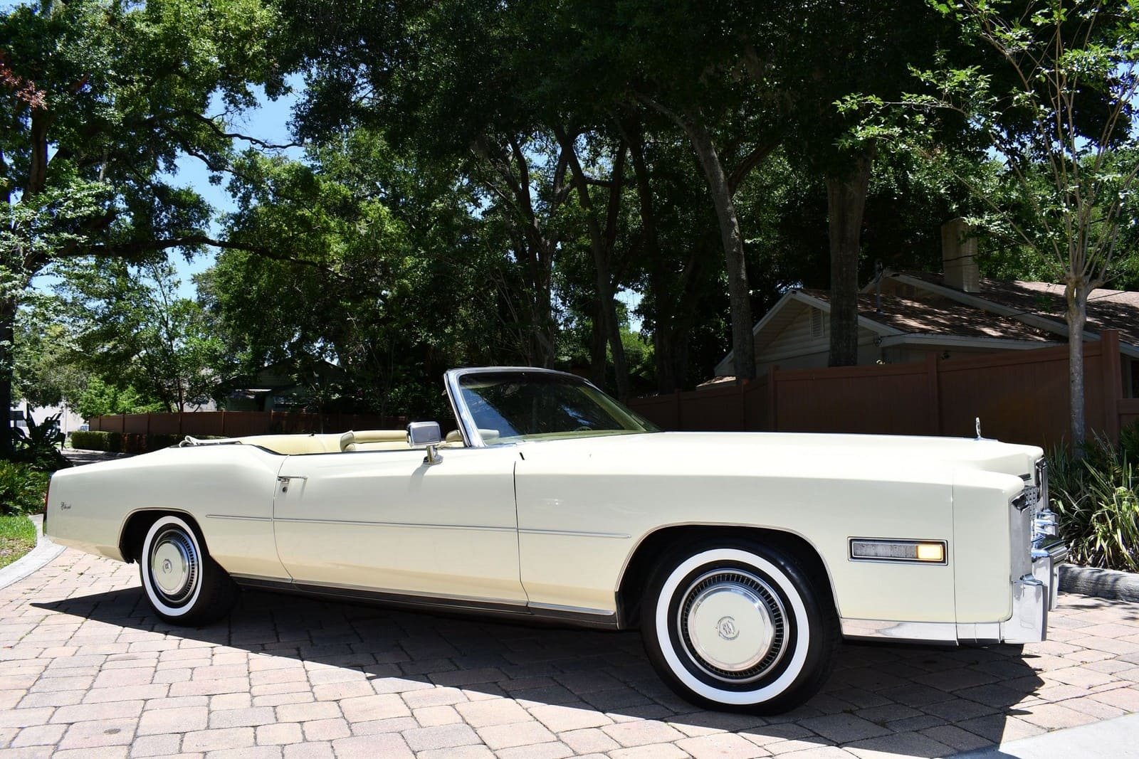 1976 - CADILLAC ELDORADO CONVERTIBLE PHOENICIAN IVORY, foto 49