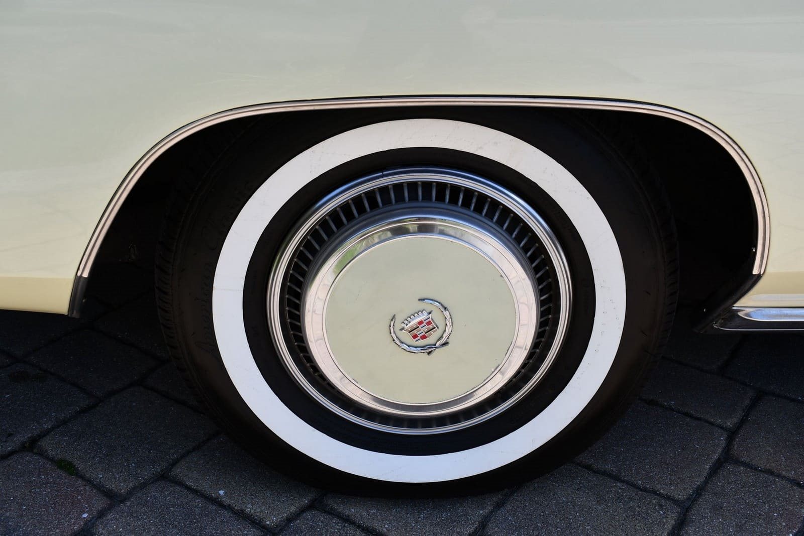 1976 - CADILLAC ELDORADO CONVERTIBLE PHOENICIAN IVORY, foto 54