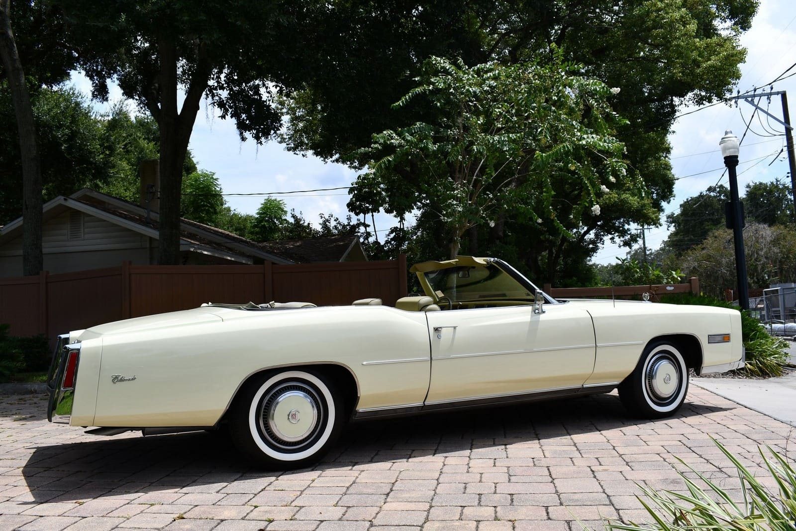 1976 - CADILLAC ELDORADO CONVERTIBLE PHOENICIAN IVORY, foto 71