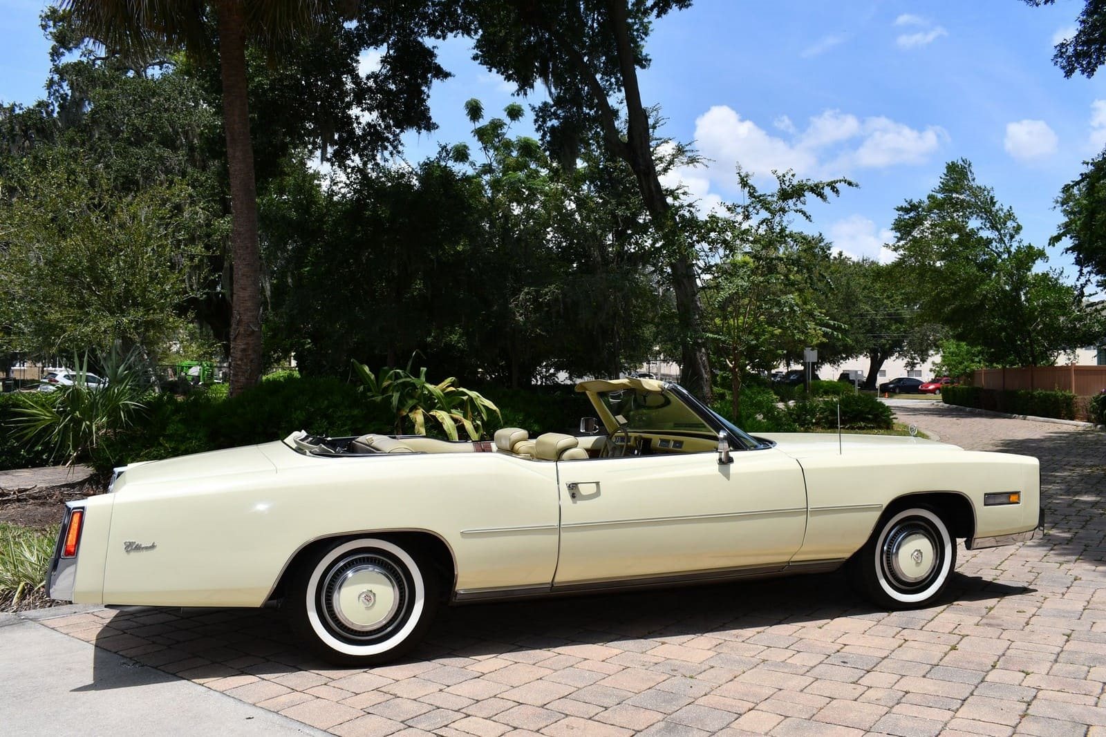 1976 - CADILLAC ELDORADO CONVERTIBLE PHOENICIAN IVORY, foto 73