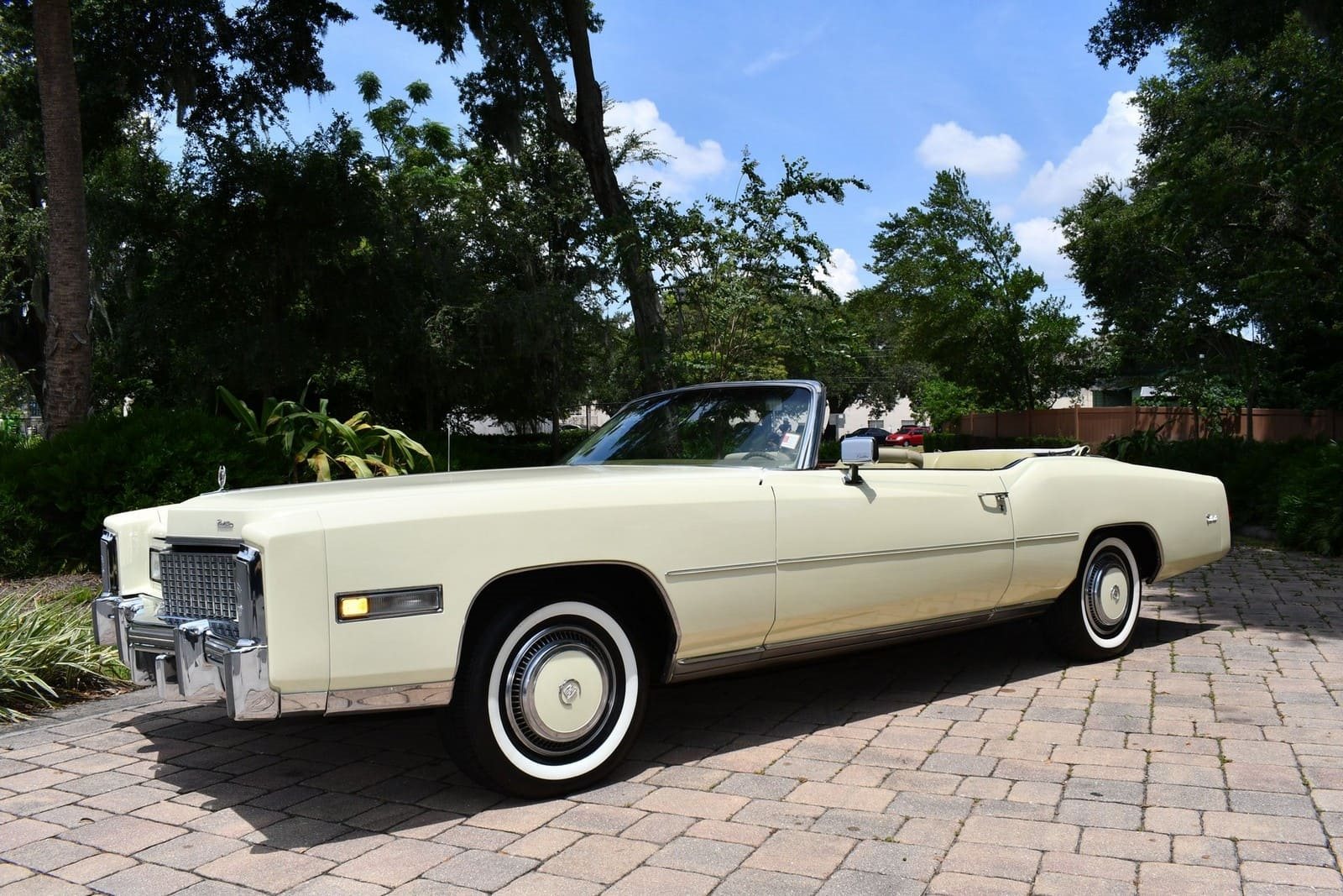 1976 - CADILLAC ELDORADO CONVERTIBLE PHOENICIAN IVORY, foto 76