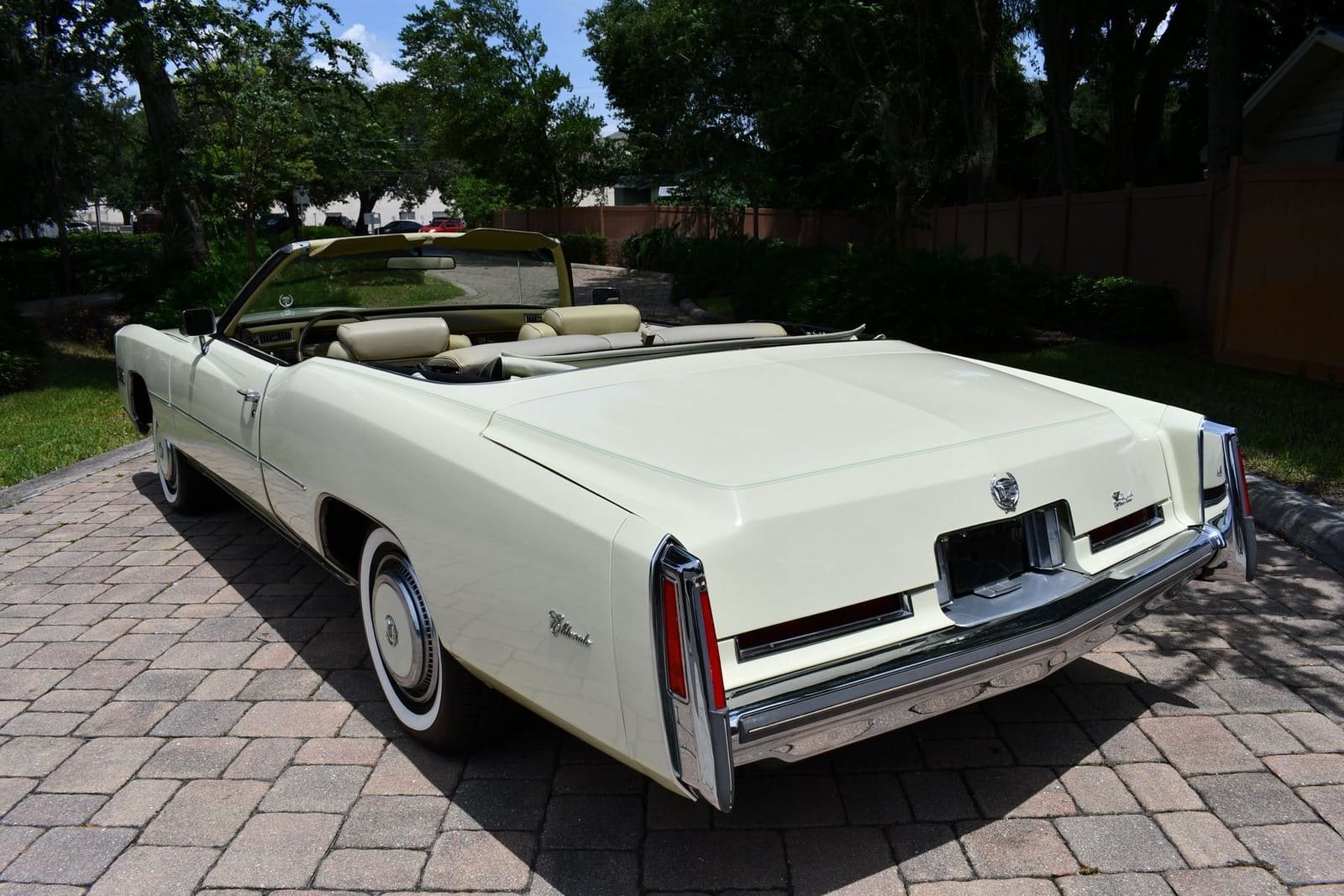 1976 - CADILLAC ELDORADO CONVERTIBLE PHOENICIAN IVORY, foto 80