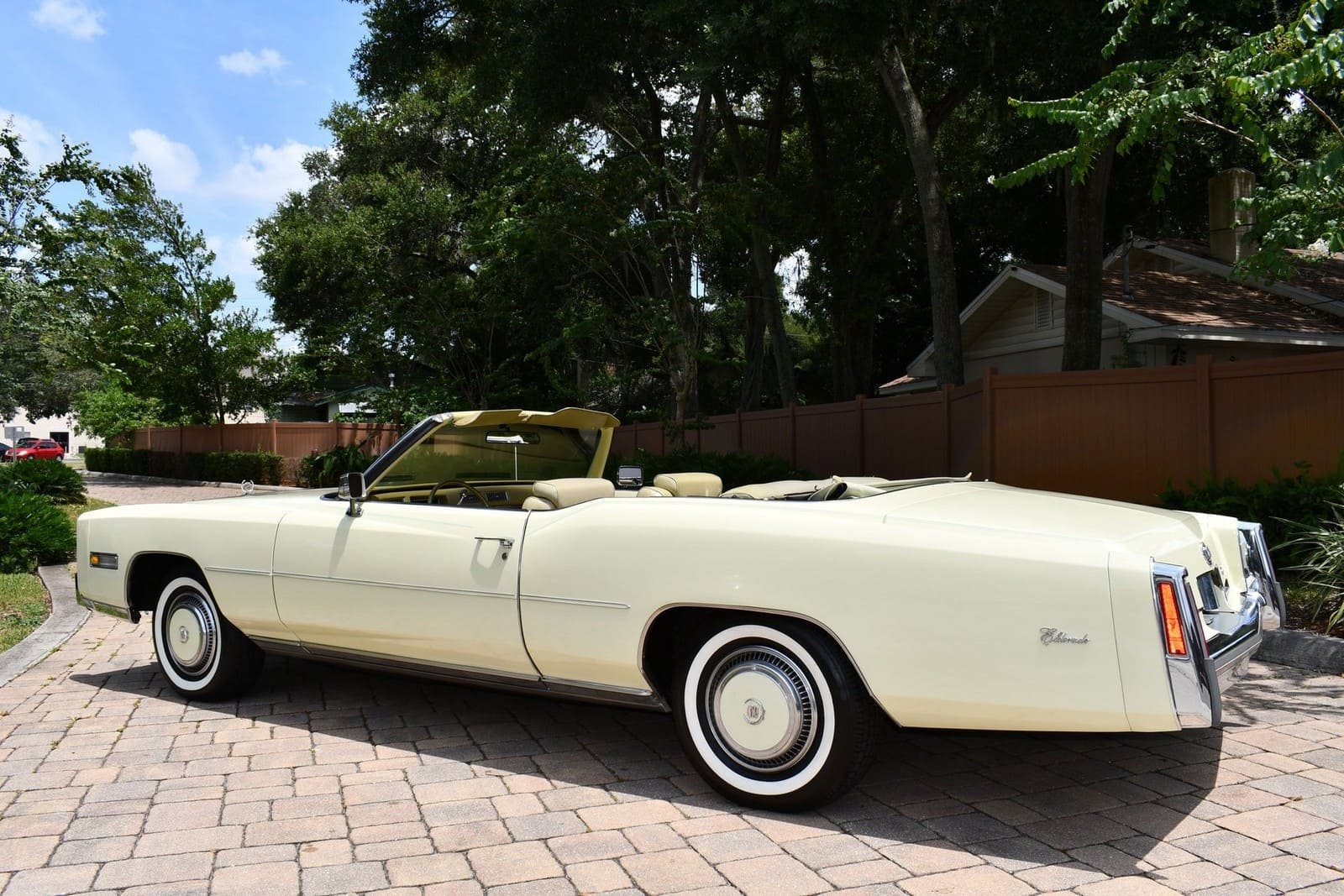 1976 - CADILLAC ELDORADO CONVERTIBLE PHOENICIAN IVORY, foto 82