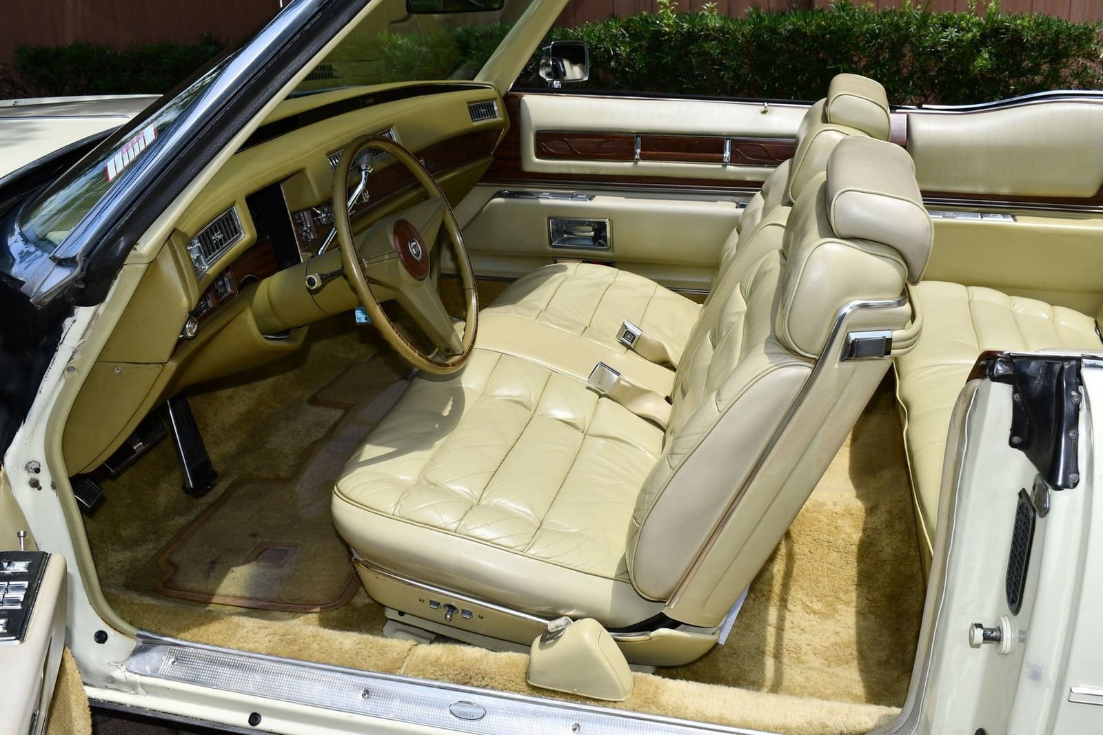 1976 - CADILLAC ELDORADO CONVERTIBLE PHOENICIAN IVORY, foto 87