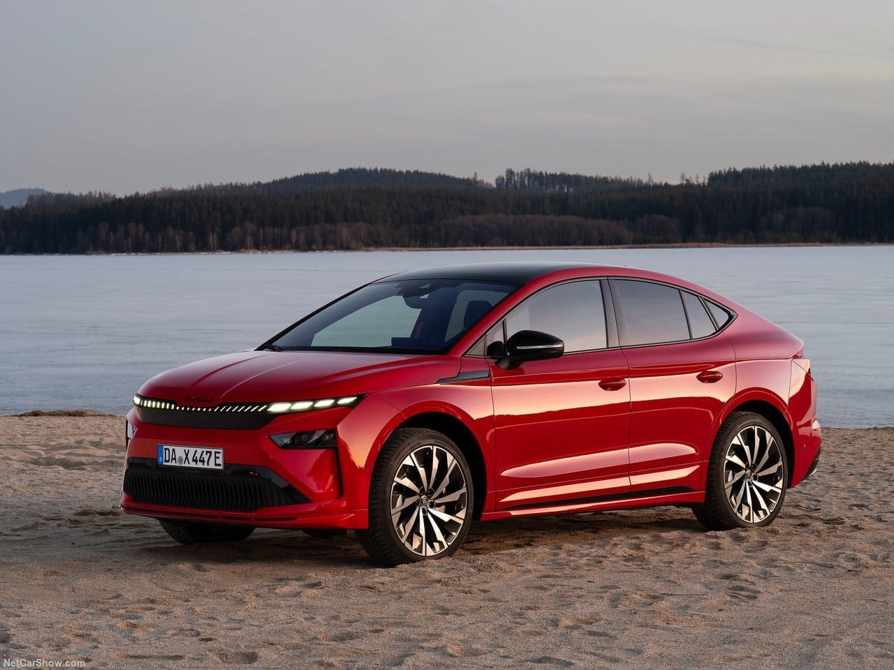 SKODA ENYAQ COUPE, foto 3