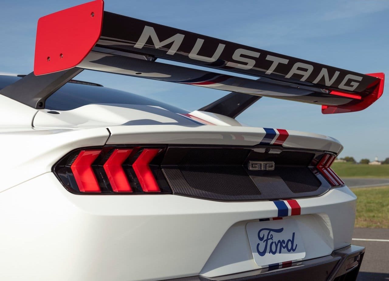 FORD MUSTANG GTD SPIRIT OF AMERICA, foto 14