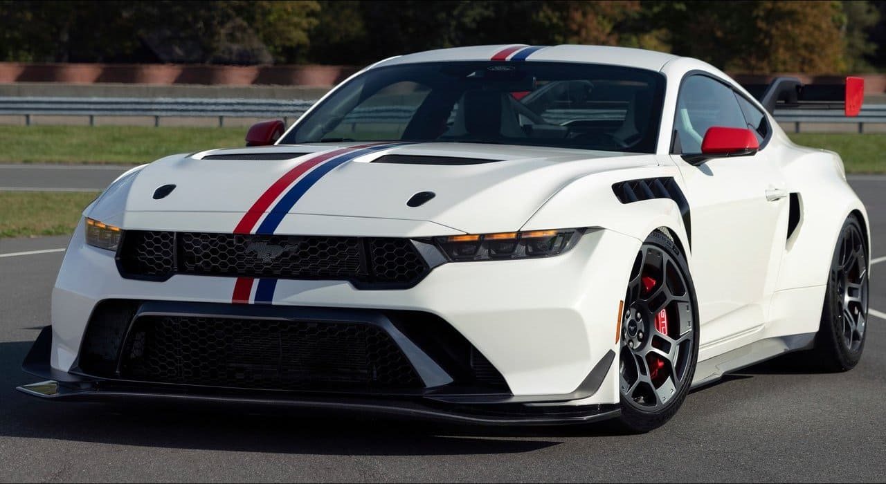 FORD MUSTANG GTD SPIRIT OF AMERICA, foto 16