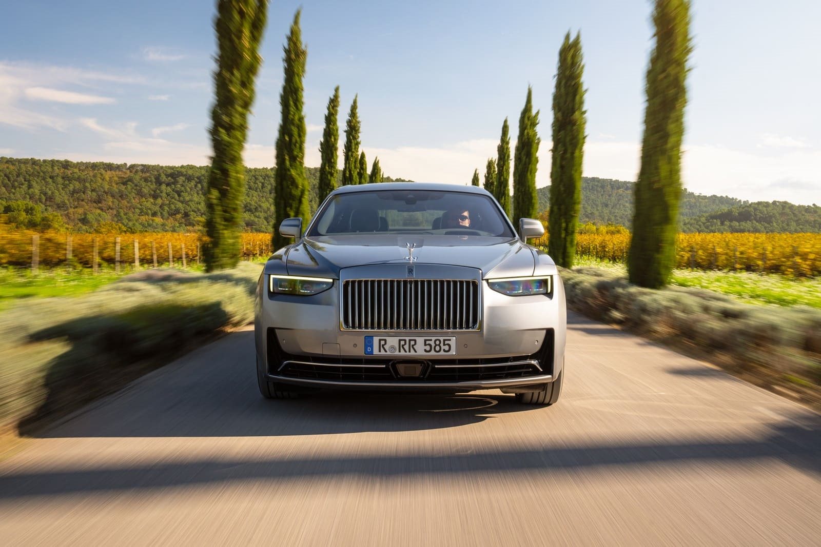 2025 - ROLLS-ROYCE GHOST EXTENDED SERIES II IN WITTERING BLUE AND SILVER, foto 4