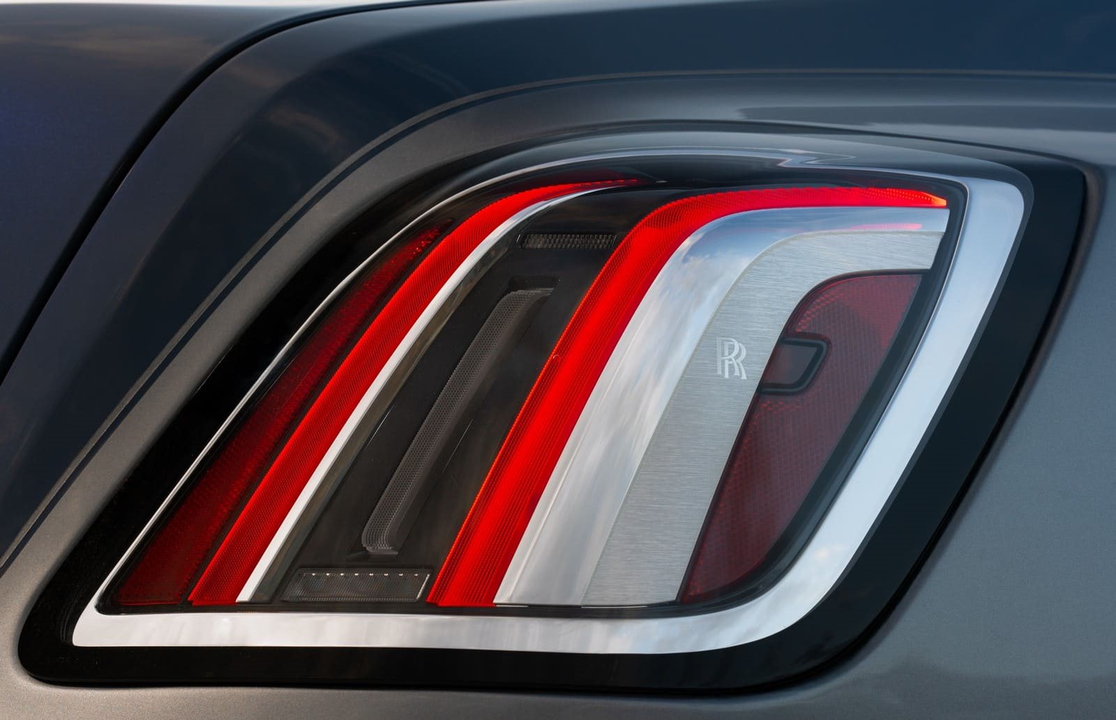 2025 - ROLLS-ROYCE GHOST EXTENDED SERIES II IN WITTERING BLUE AND SILVER, foto 11