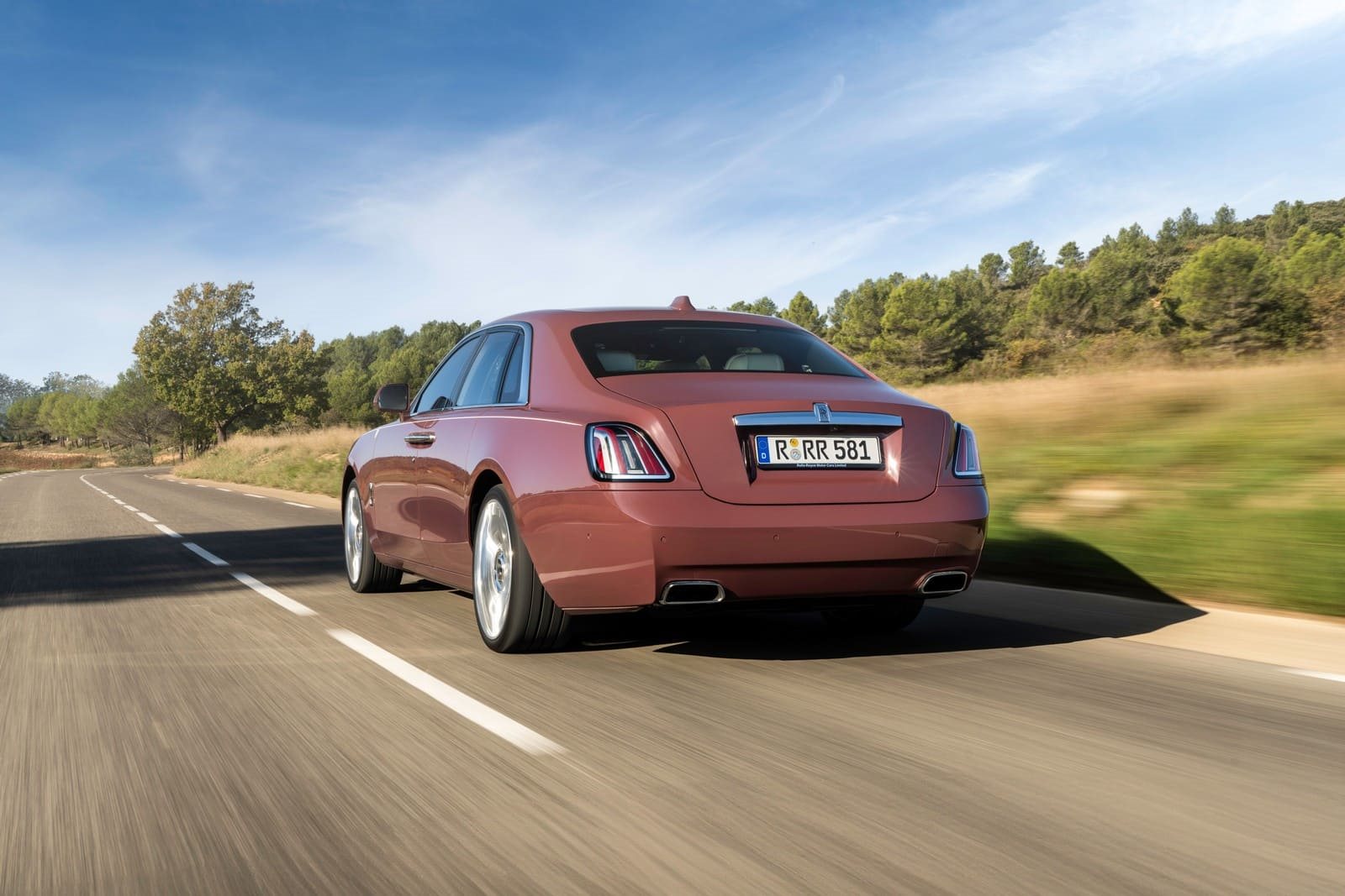 2025 - ROLLS-ROYCE GHOST SERIES II ‘ENDEAVOUR’ IN EMPERADOR TRUFFLE, foto 2