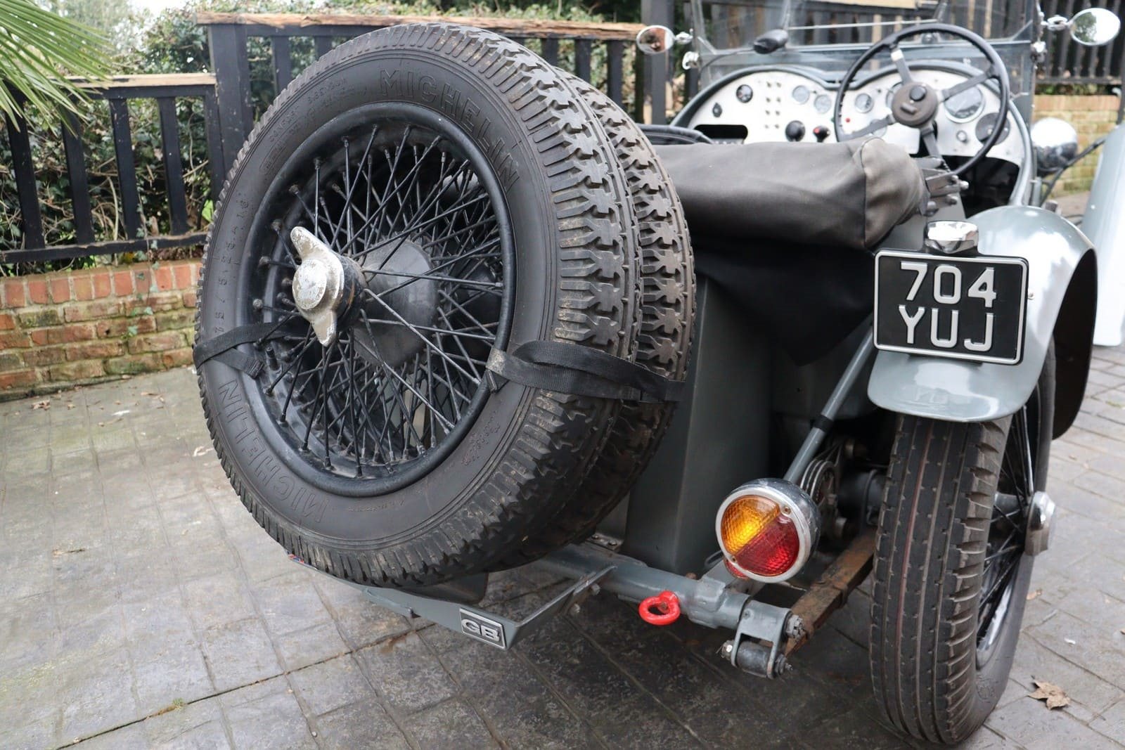TRIUMPH GLORIA SUPERCHARGED SPECIAL, foto 7