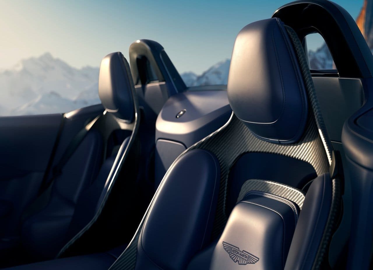 2025 - ASTON MARTIN VANTAGE ROADSTER, foto 19