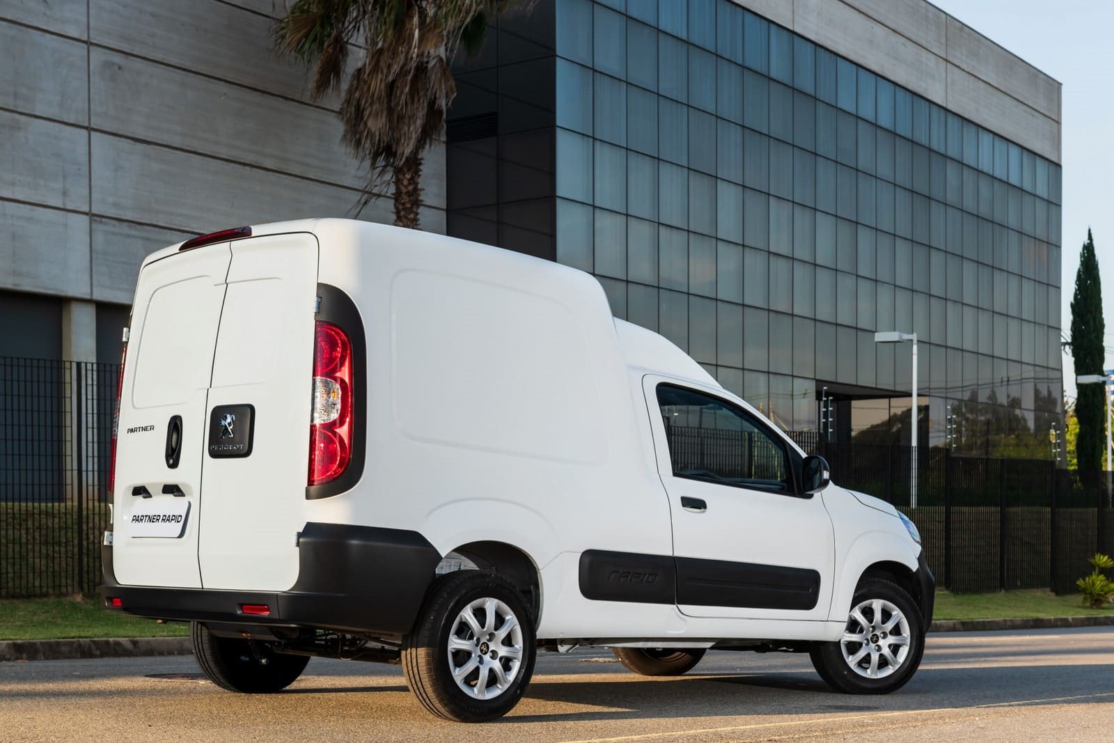 2025 - PEUGEOT PARTNER RAPID, foto 33