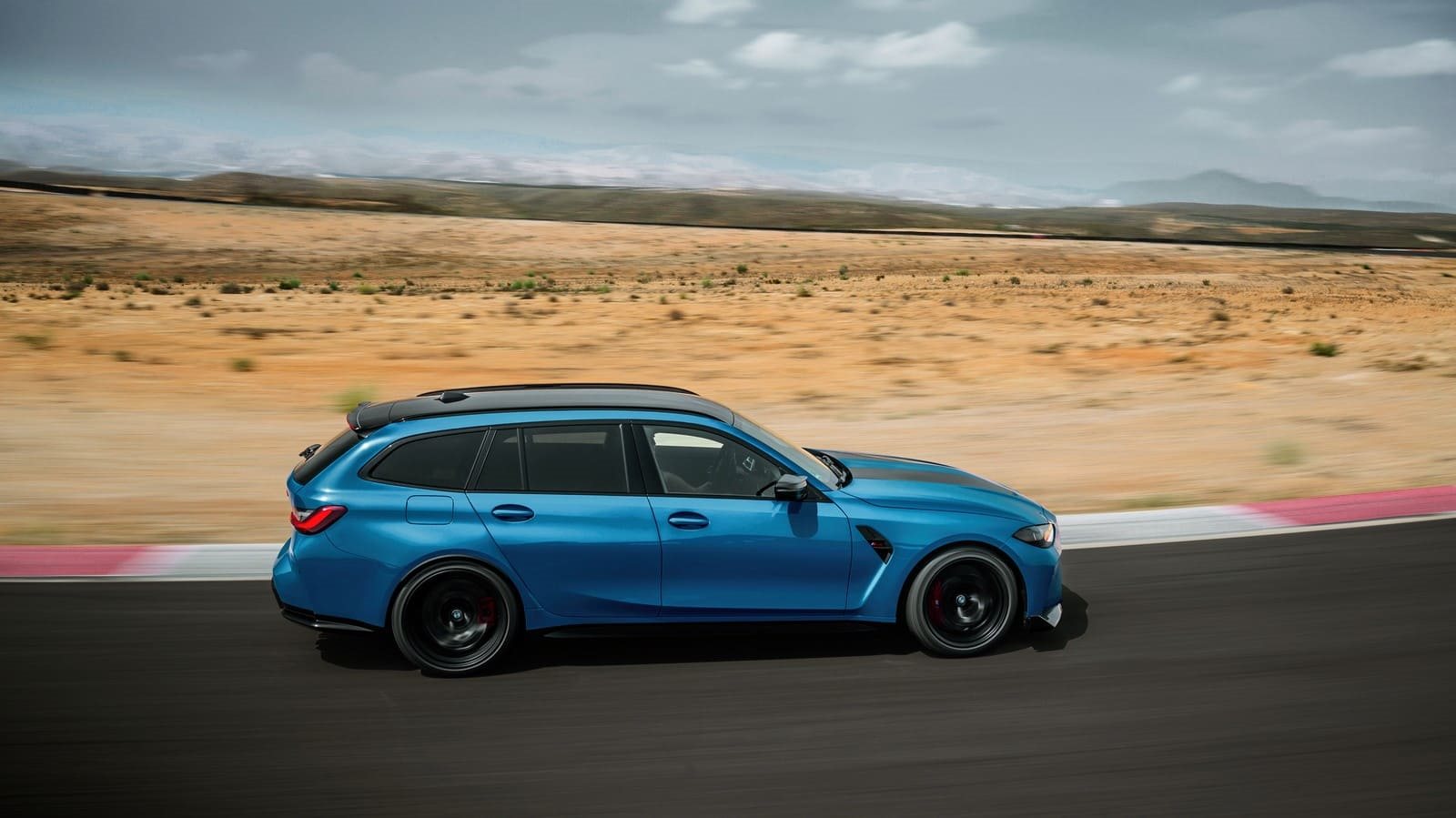 2025 - BMW M3 CS TOURING, foto 28