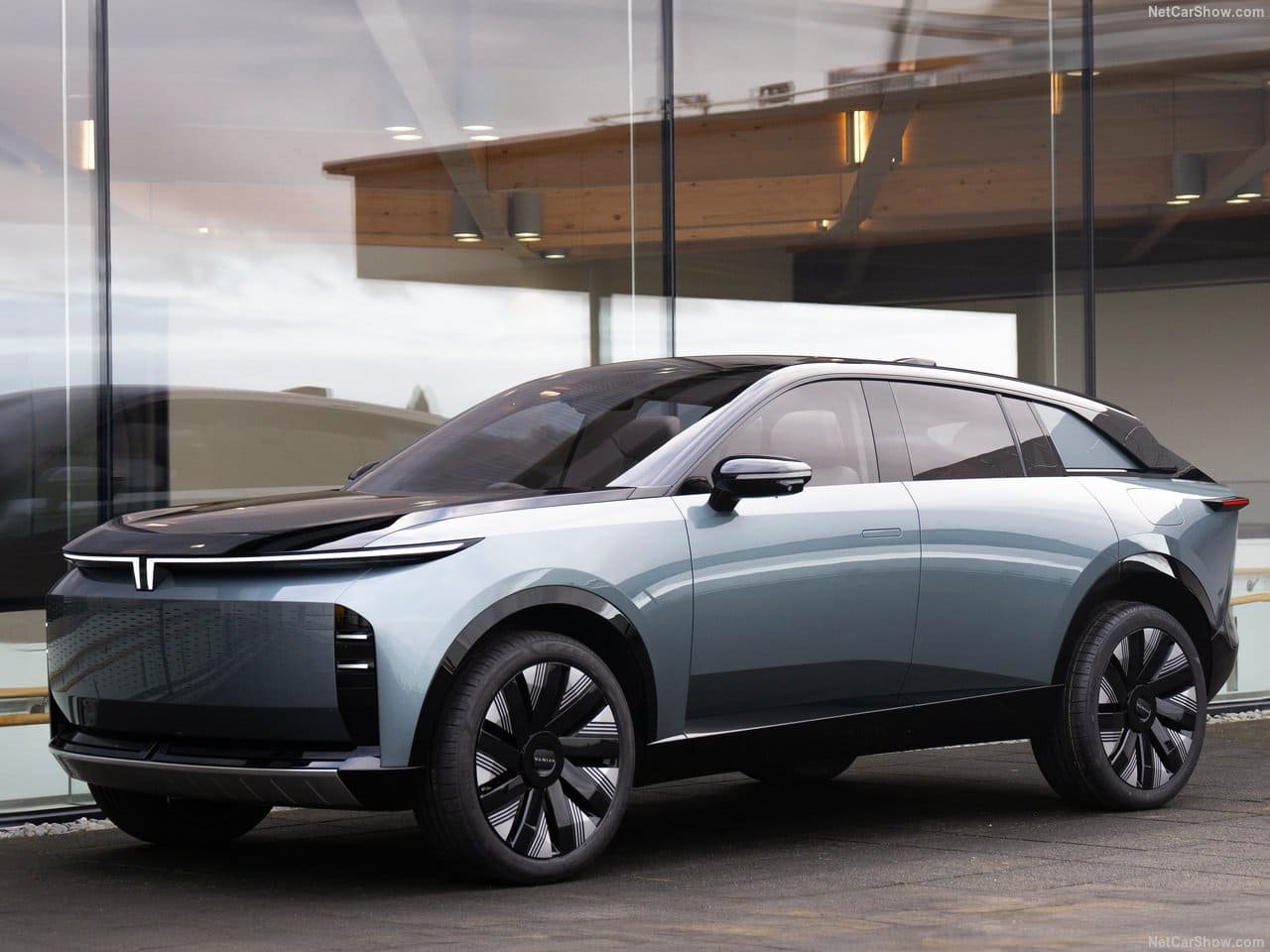 TATA AVINYA X CONCEPT, foto 1