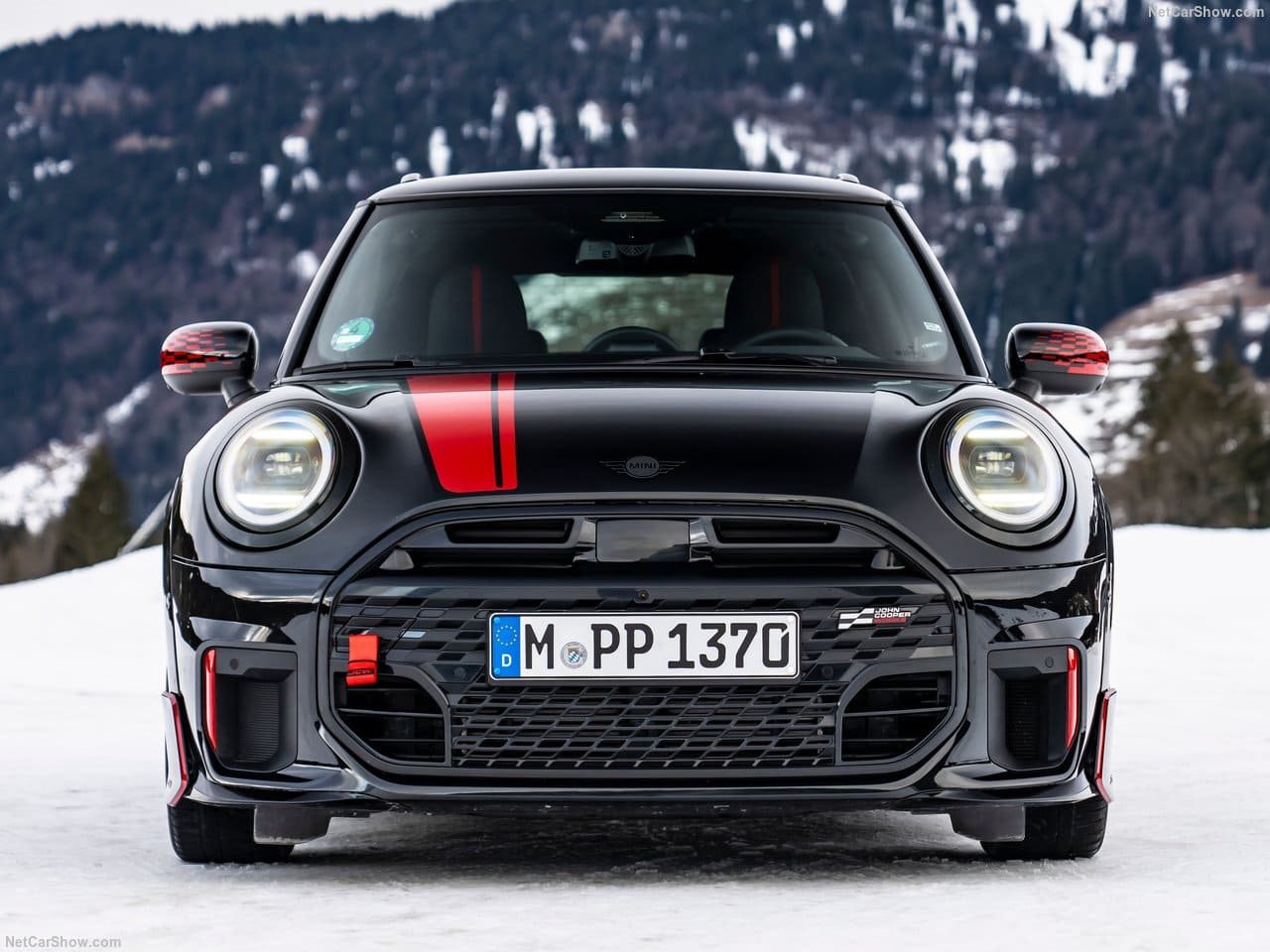 MINI JOHN COOPER WORKS WITH GENUINE ACCESSORIES, foto 32