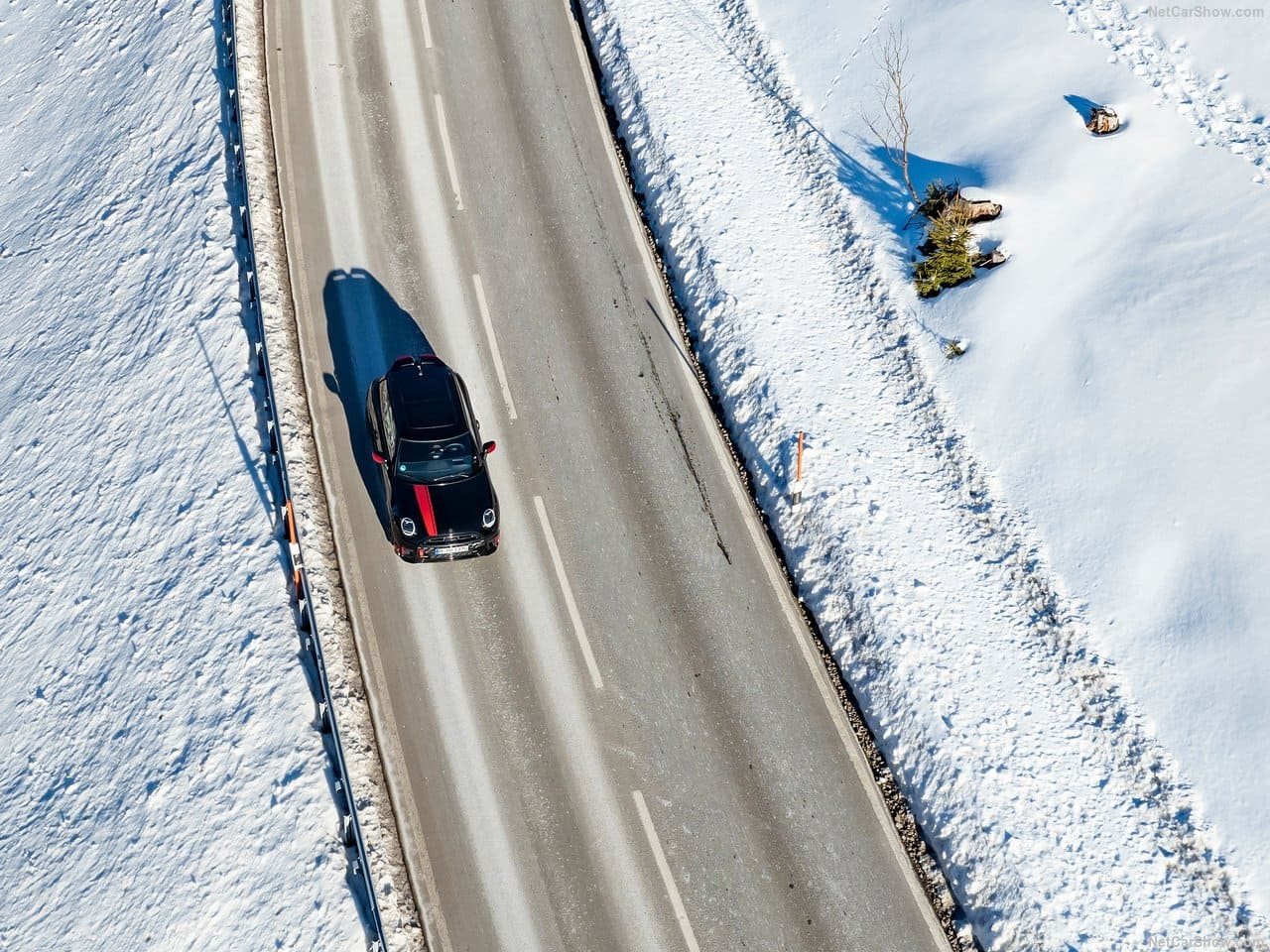 MINI JOHN COOPER WORKS WITH GENUINE ACCESSORIES, foto 37