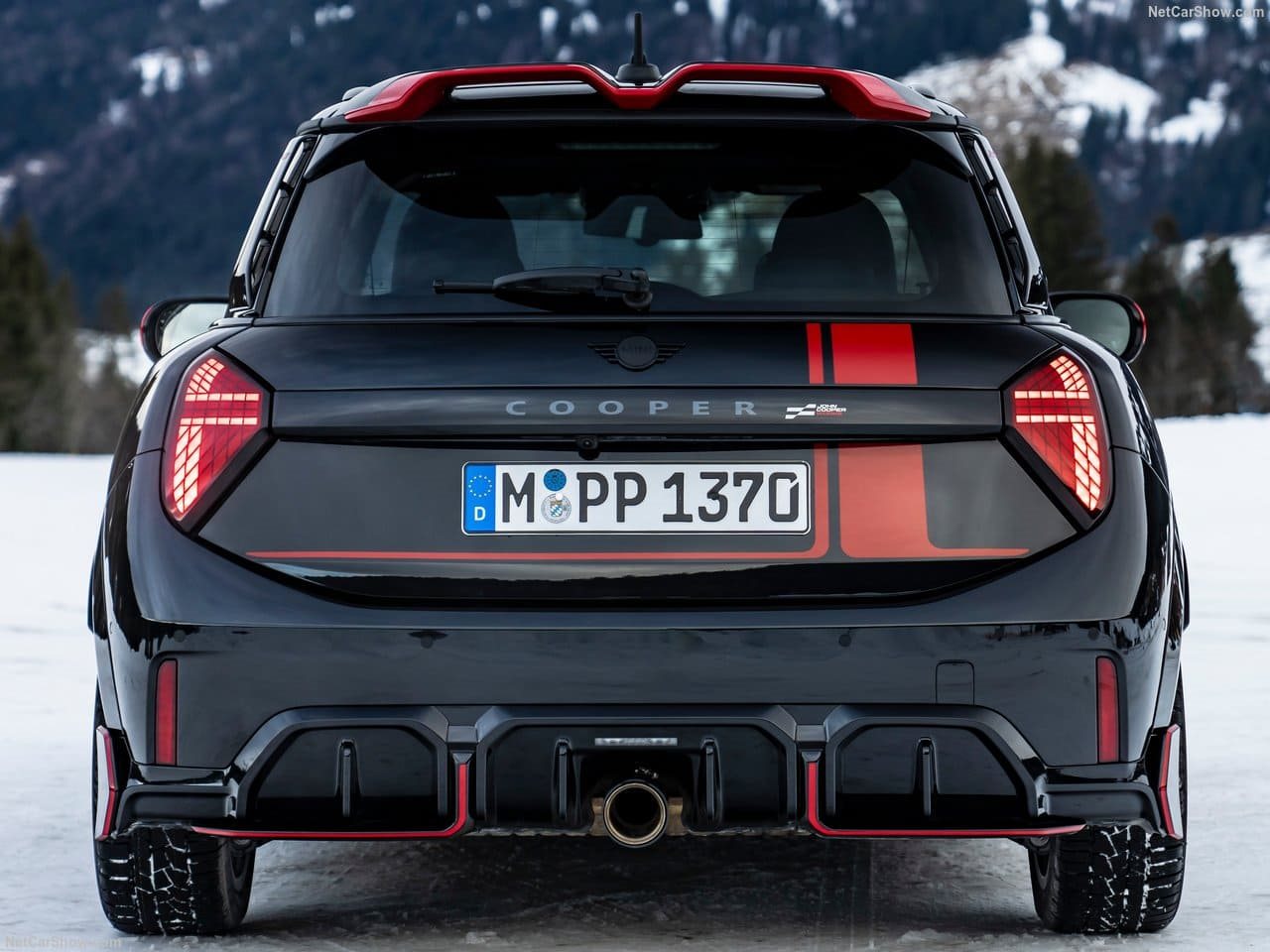 MINI JOHN COOPER WORKS WITH GENUINE ACCESSORIES, foto 38