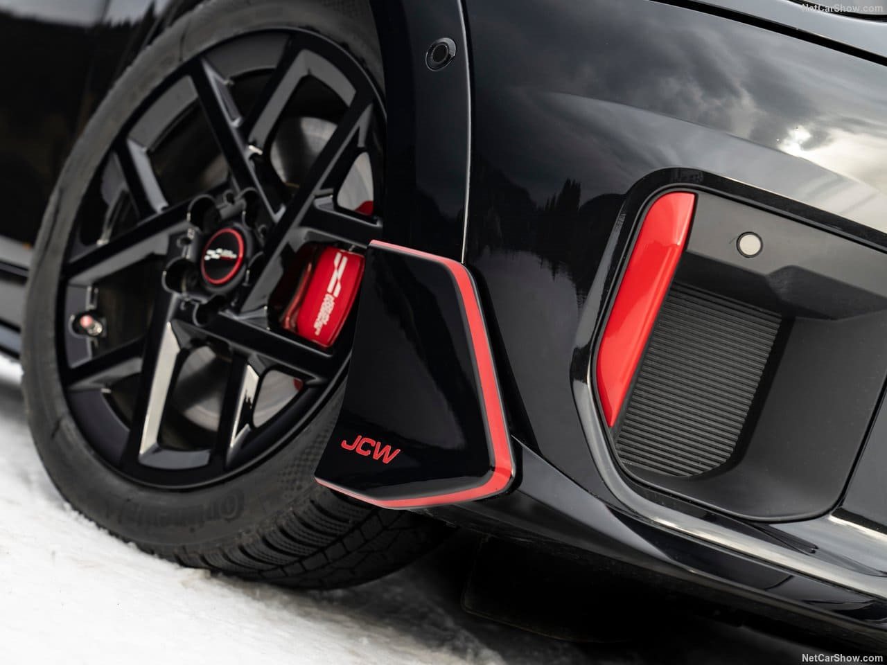 MINI JOHN COOPER WORKS WITH GENUINE ACCESSORIES, foto 48