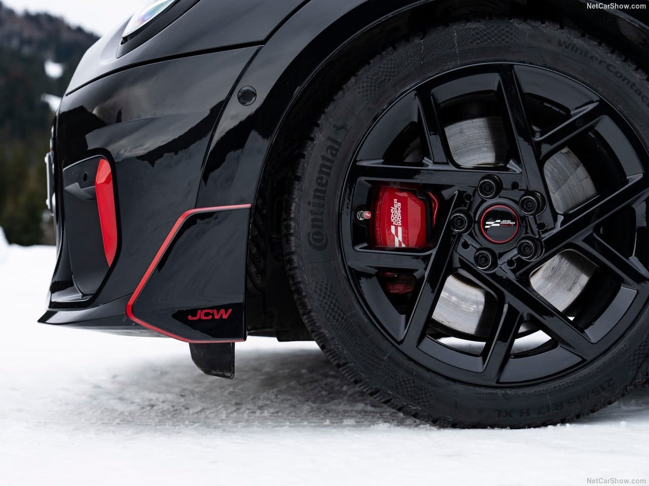 MINI JOHN COOPER WORKS WITH GENUINE ACCESSORIES, foto 50
